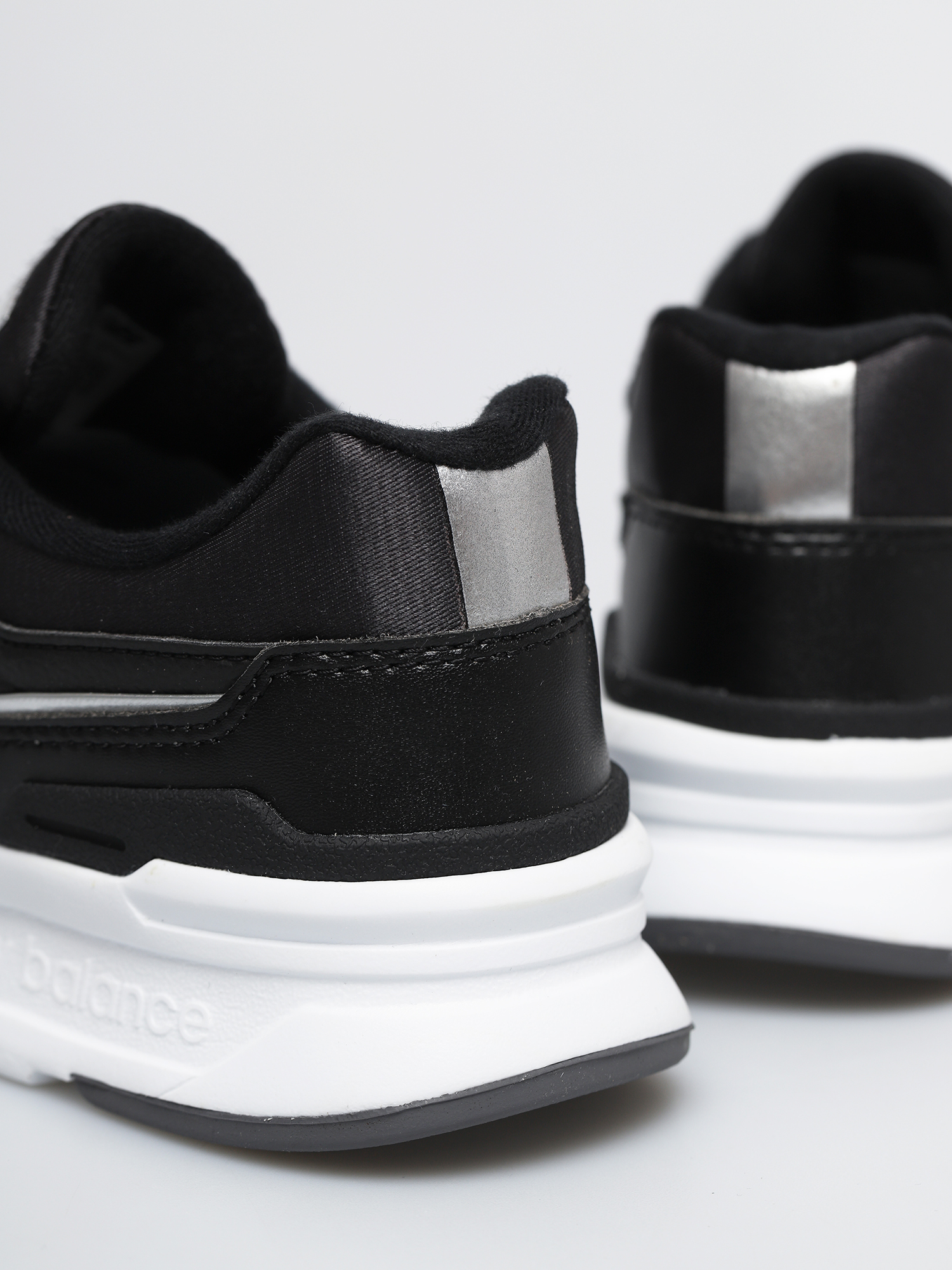 Buty New Balance 997 Wmn (black/white)
