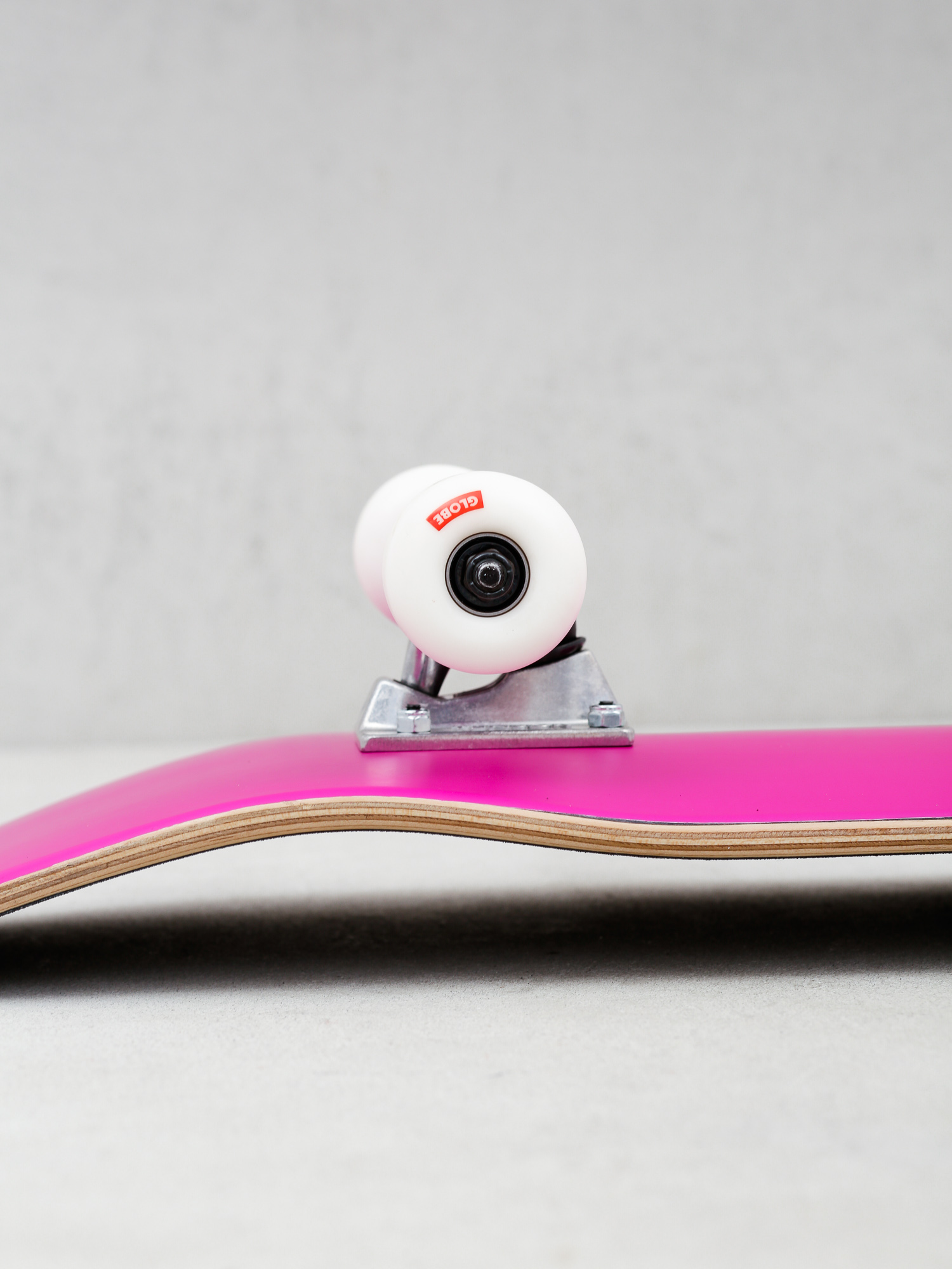 Deskorolka Globe Goodstock (neon purple)