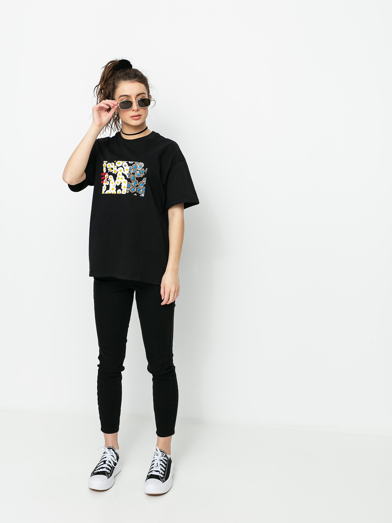 T-shirt Local Heroes Daisy Fields Wmn (black)