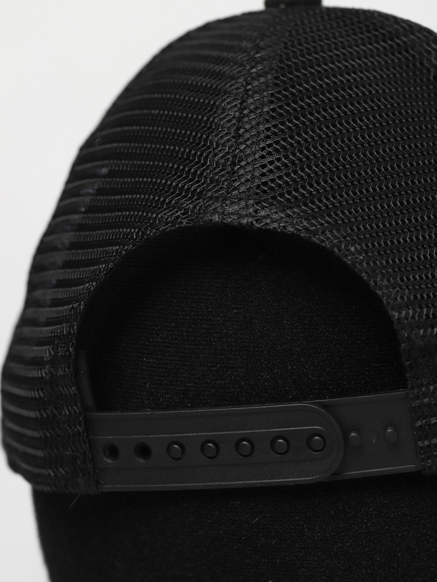 Czapka z daszkiem New Era Clean Trucker New York Yankees ZD (woodland camo/black)