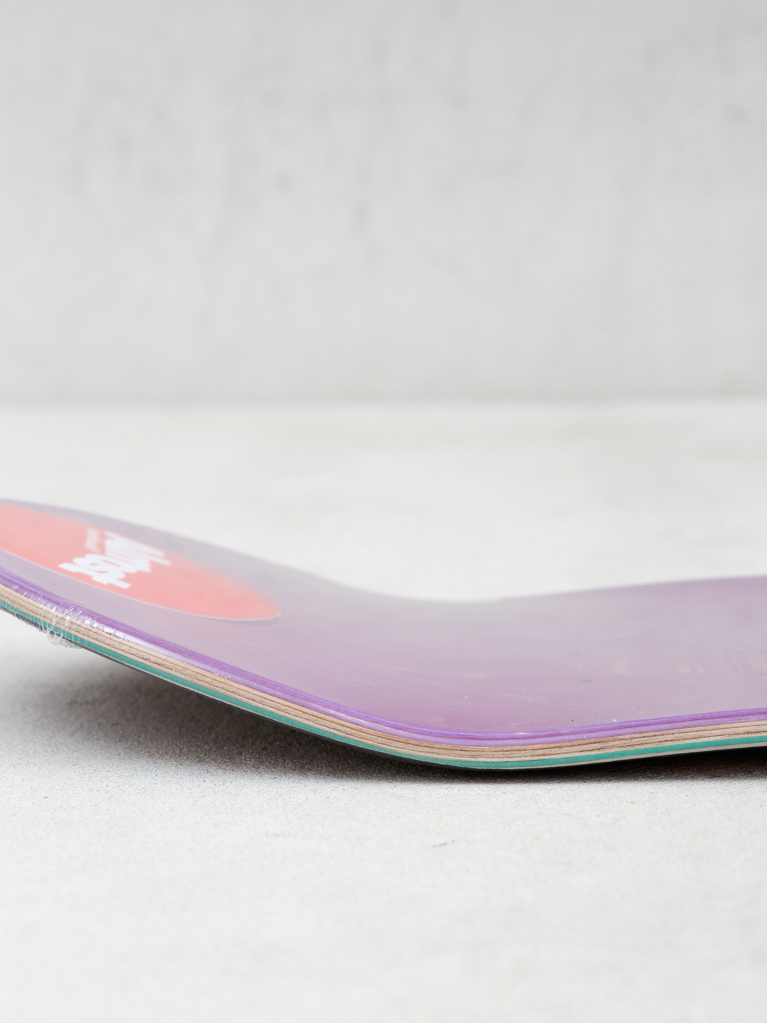 Deck Almost Youness Runway (black)