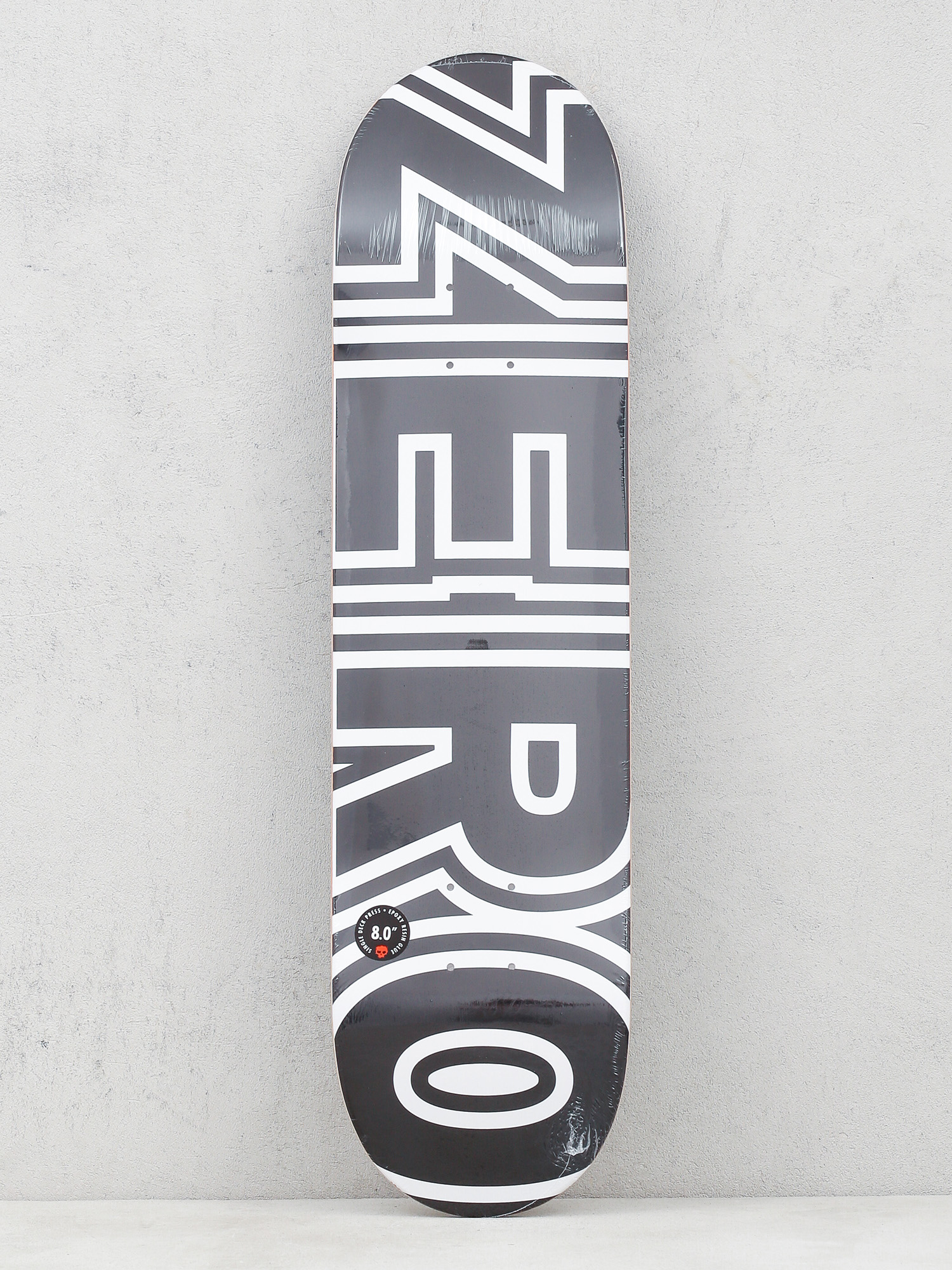 Deck Zero Bold (black)