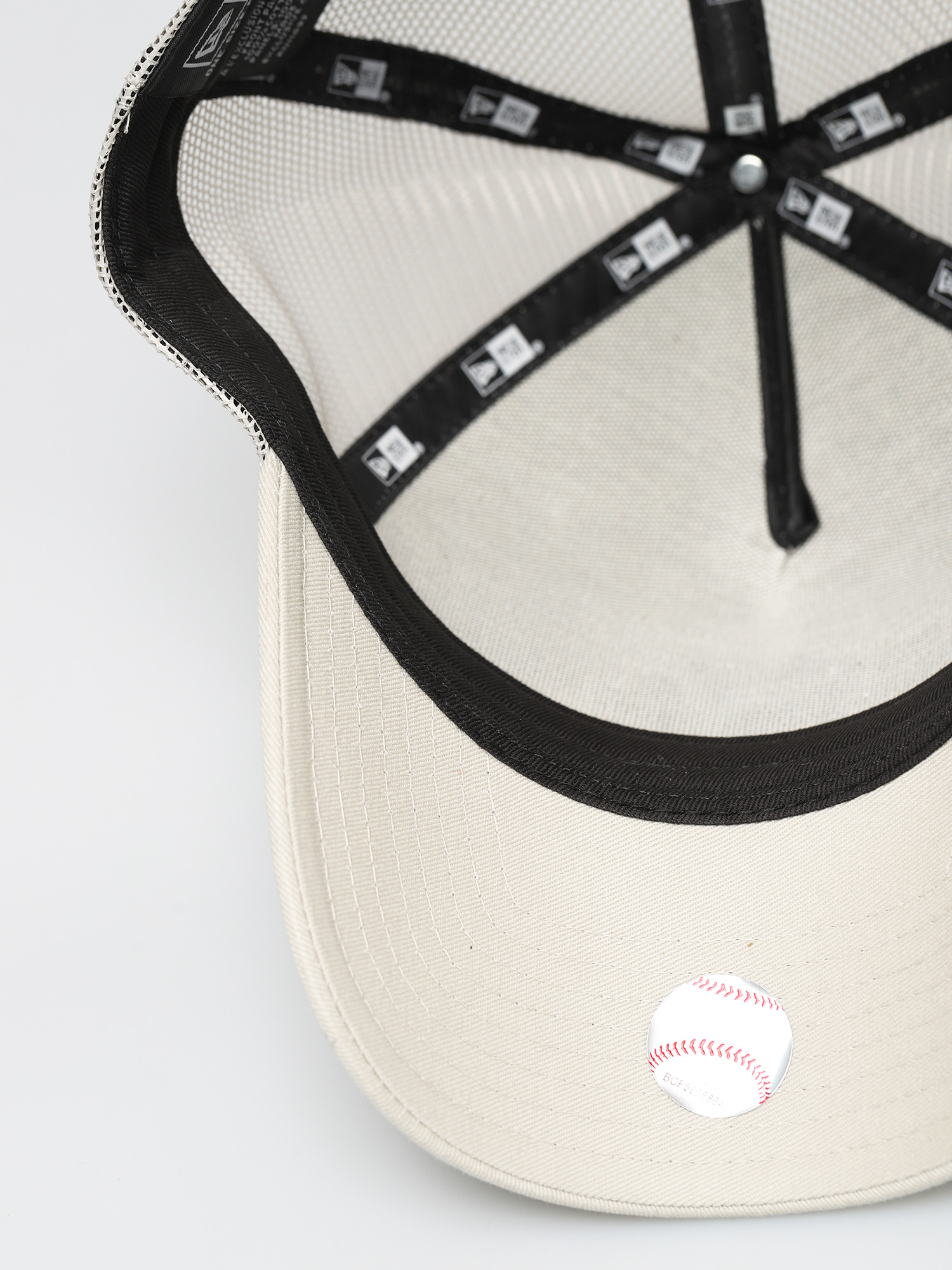 Czapka z daszkiem New Era Camo Infill Trucker New York Yankees ZD (light beige)
