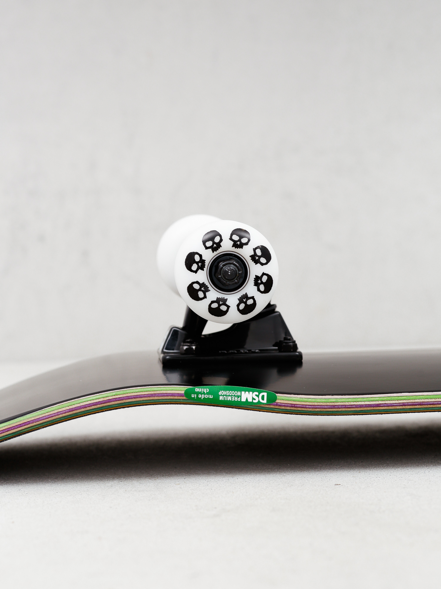 Deskorolka Zero Single Skull (black/white)