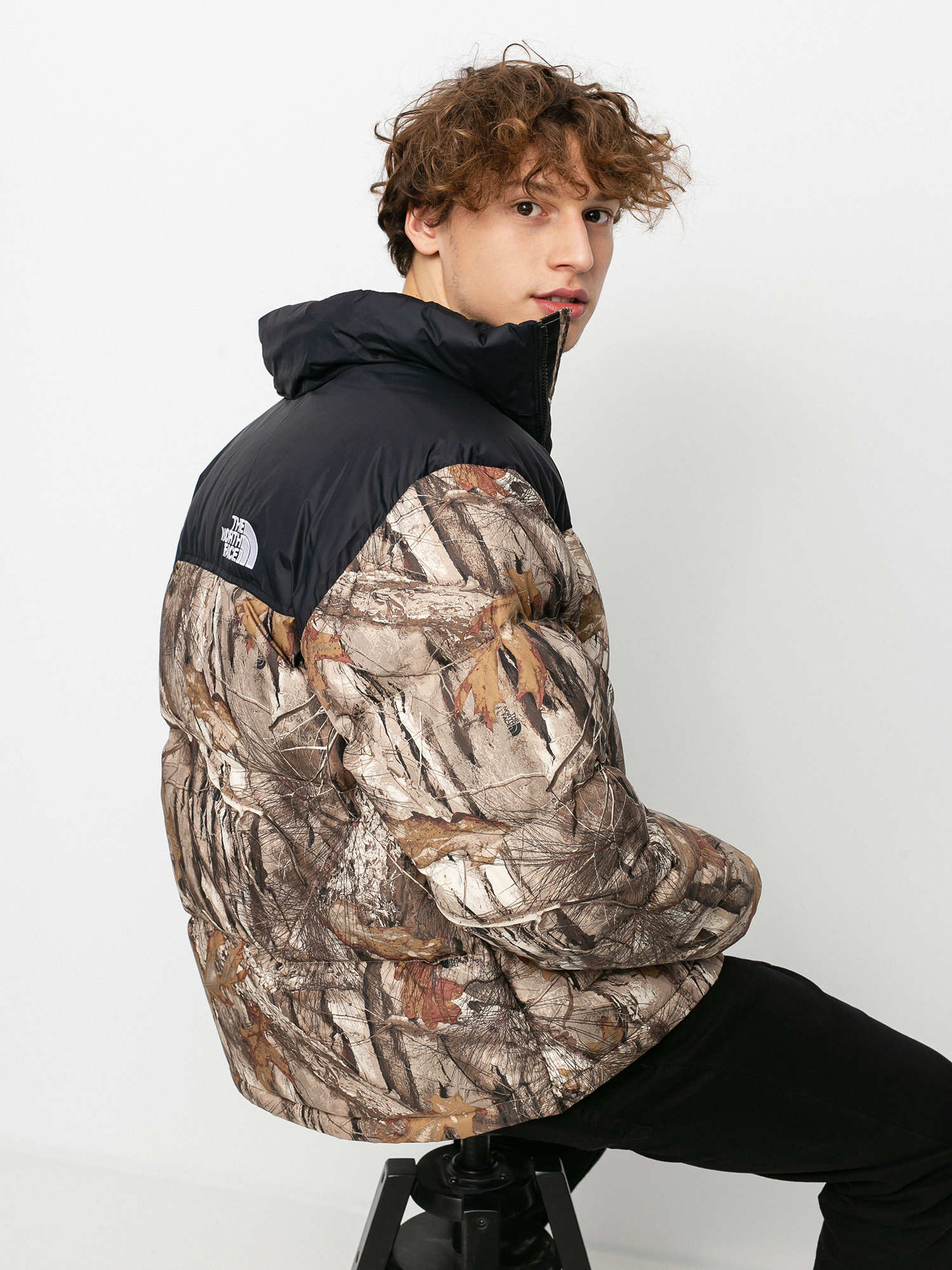 Kurtka The North Face 1996 Retro Nuptse (kelp tan forest floor print)