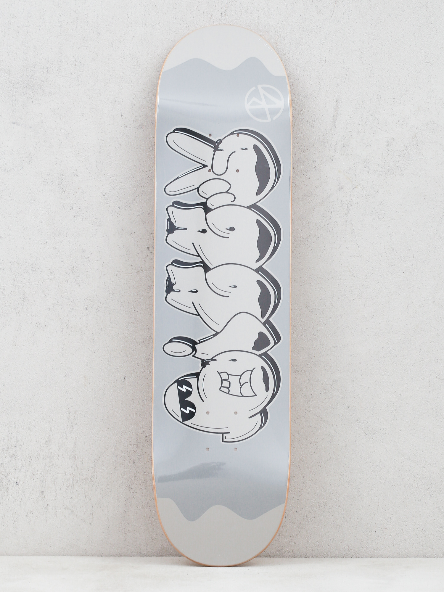 Deck Bizzy Throw Up 2 Med Concave (greyscale)