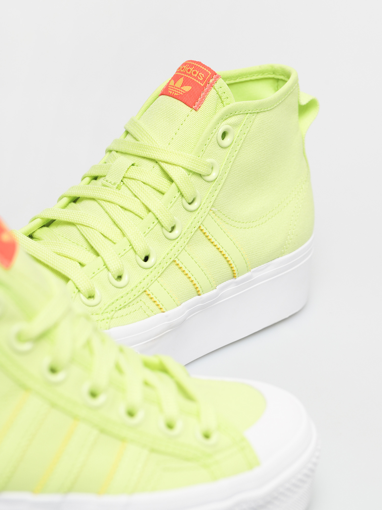Buty adidas Originals Nizza Platform Mid Wmn (sefrye/ftwwht/solred)