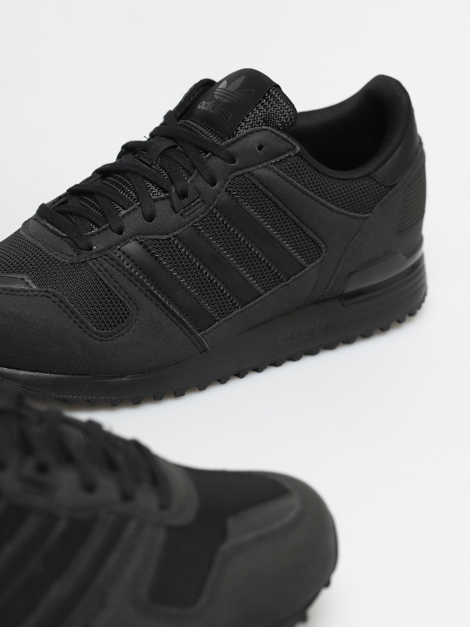 Buty adidas Originals Zx 700 (cblack/cblack/cblack)