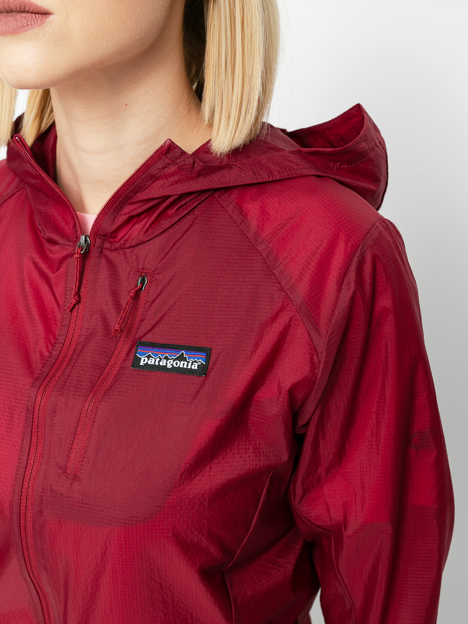 Kurtka Patagonia Houdini Wmn (roamer red)