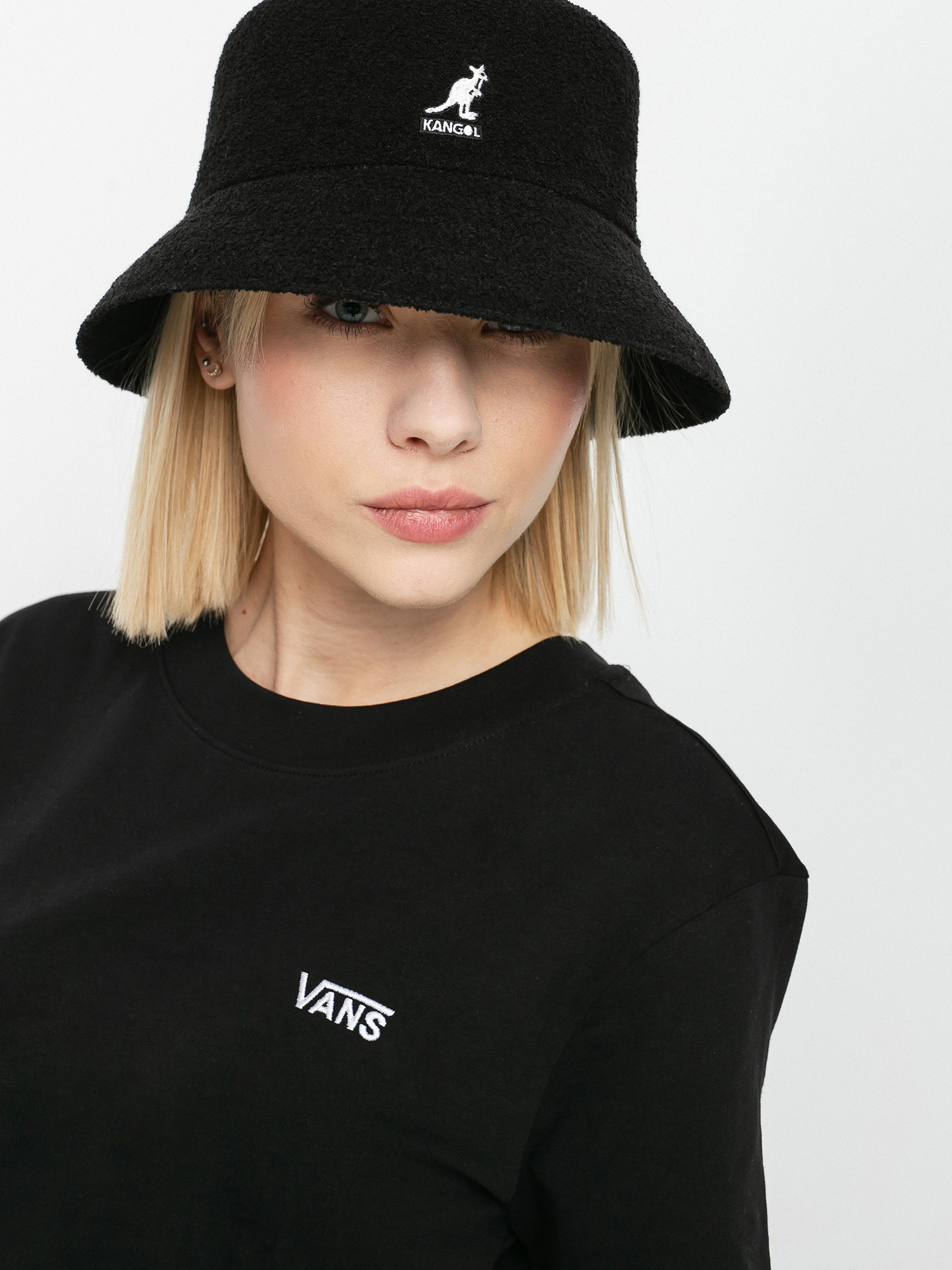 T-shirt Vans Junior V Boxy Wmn (black)