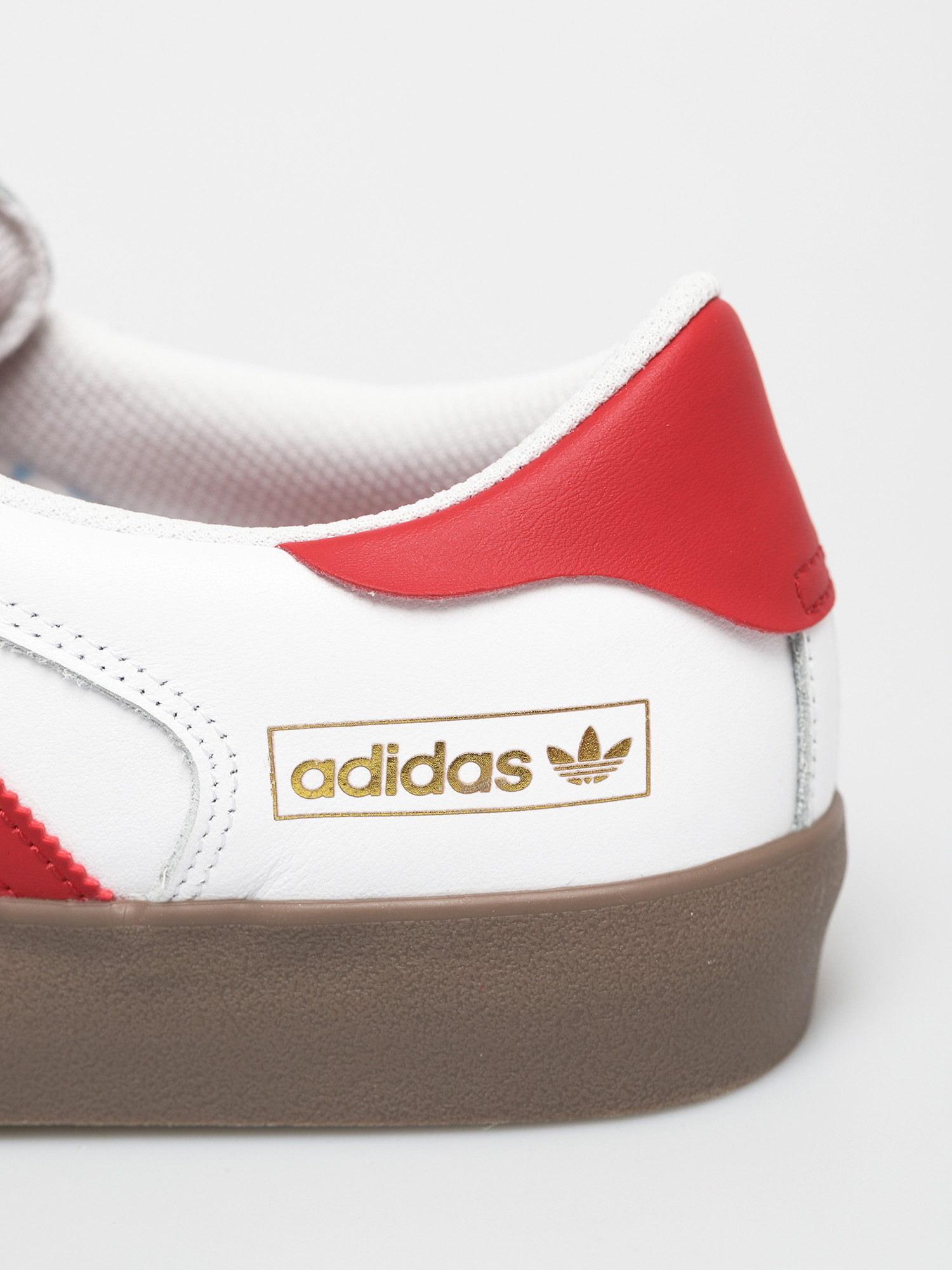 Buty adidas Matchbreak Super (ftwwht/powred/gum5)