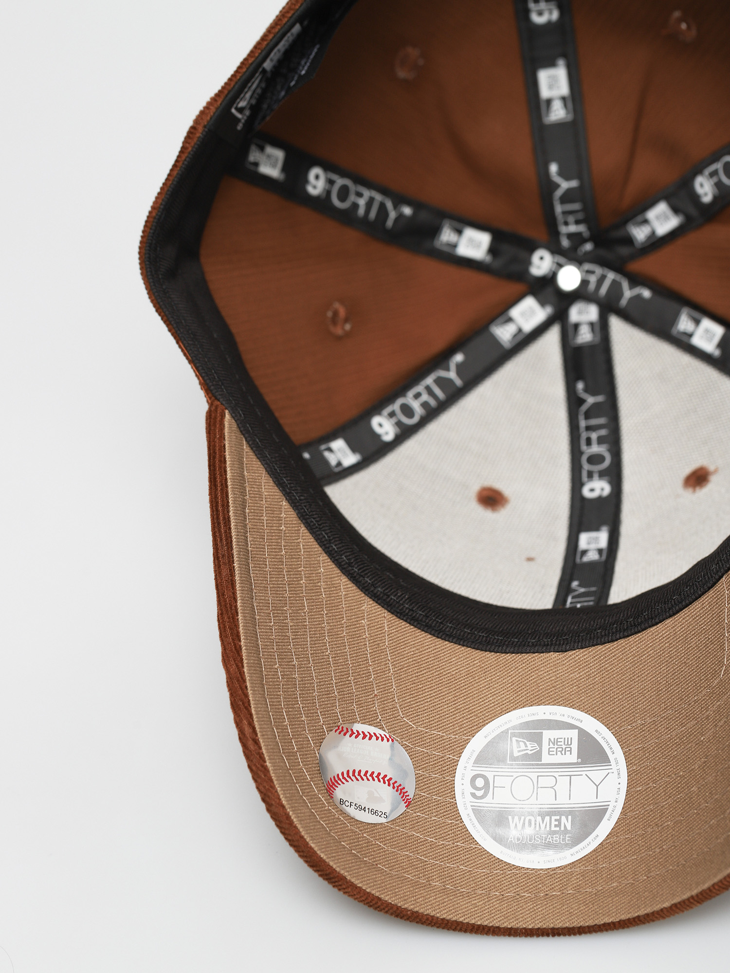 Czapka z daszkiem New Era Cord 9Forty New York Yankees ZD Wmn (med brown)