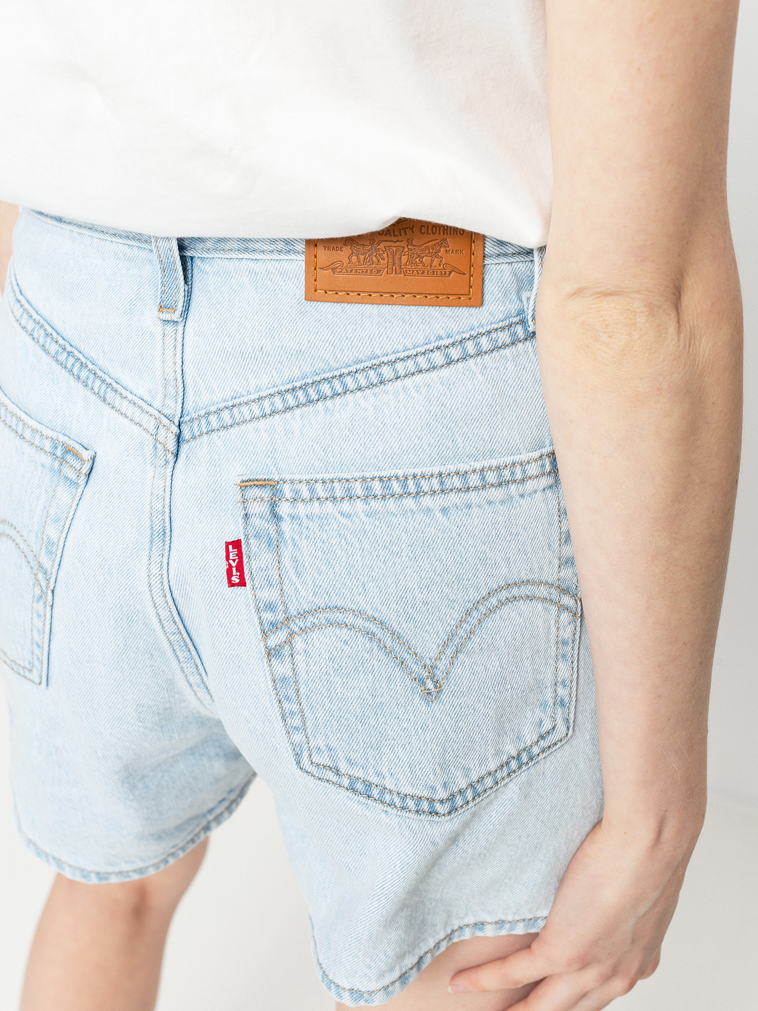 Szorty Levi's® High Loose Wmn (supa dupa fly)