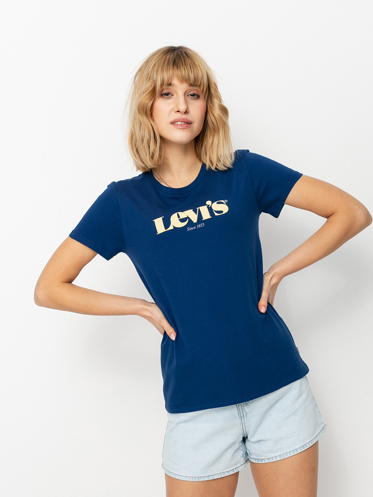 t shirt levis złoty napis