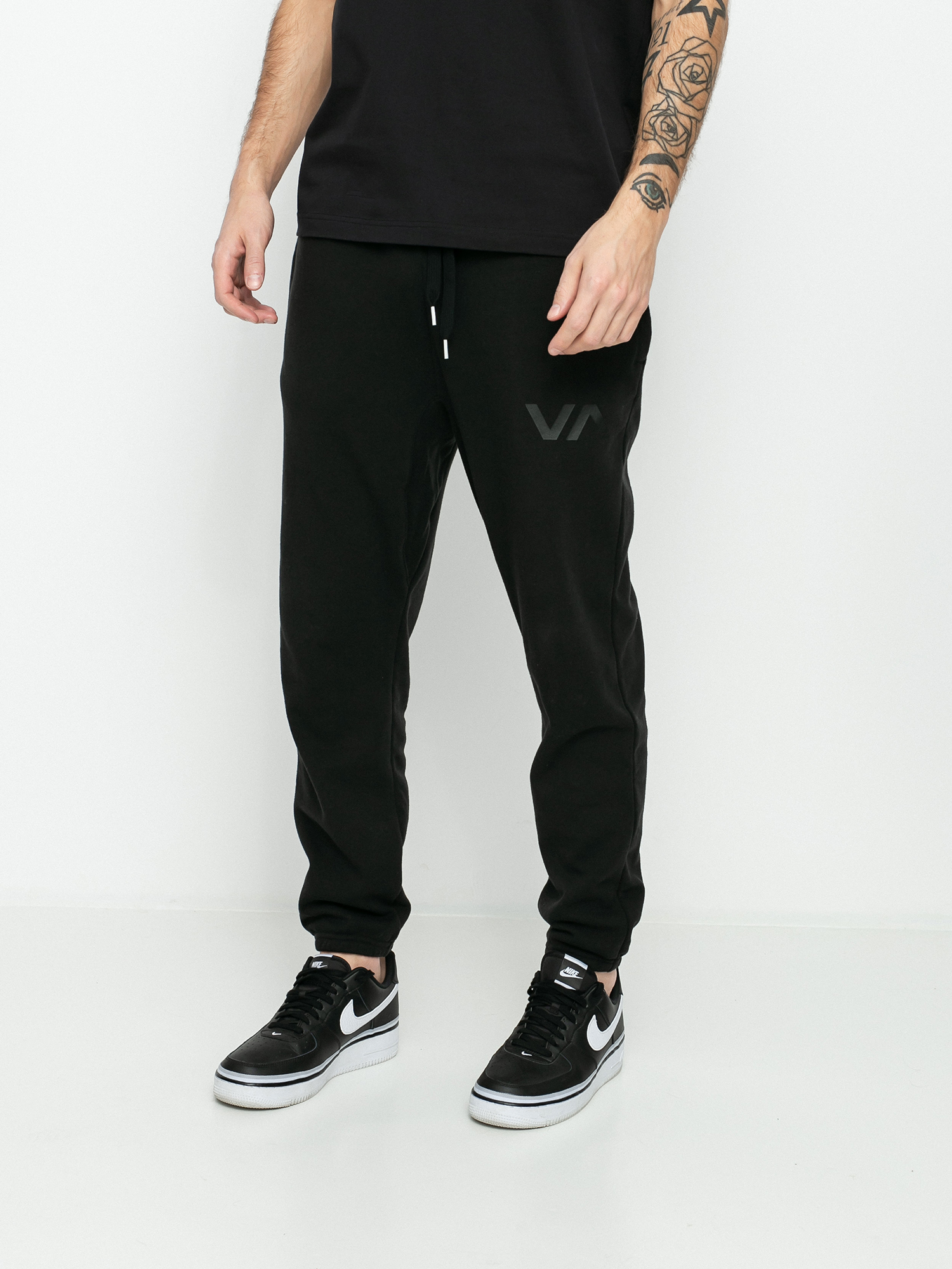 Spodnie RVCA Swift Sweat Pant (black)