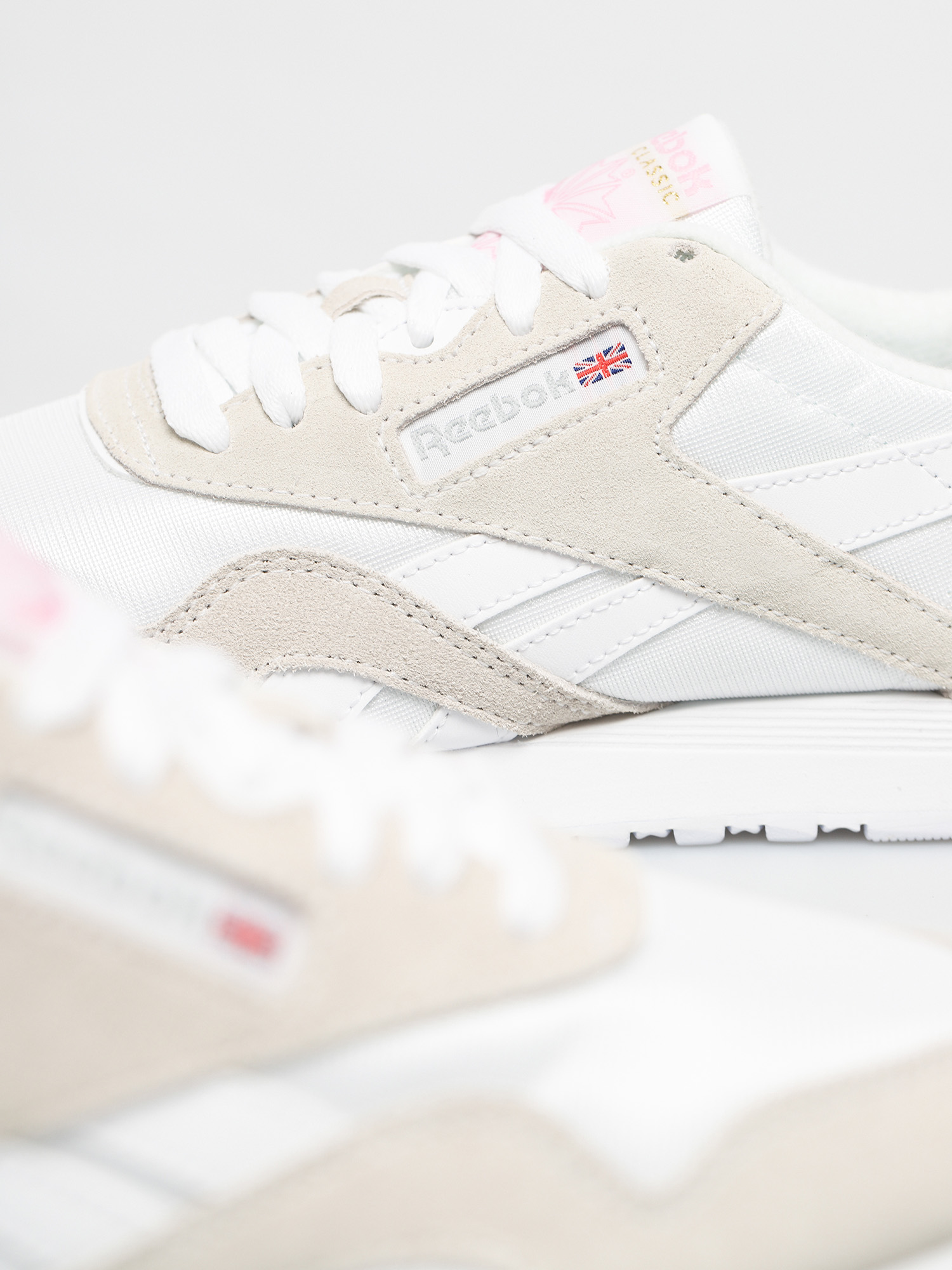 Buty Reebok Cl Nylon Wmn (white/white/lgtgre)