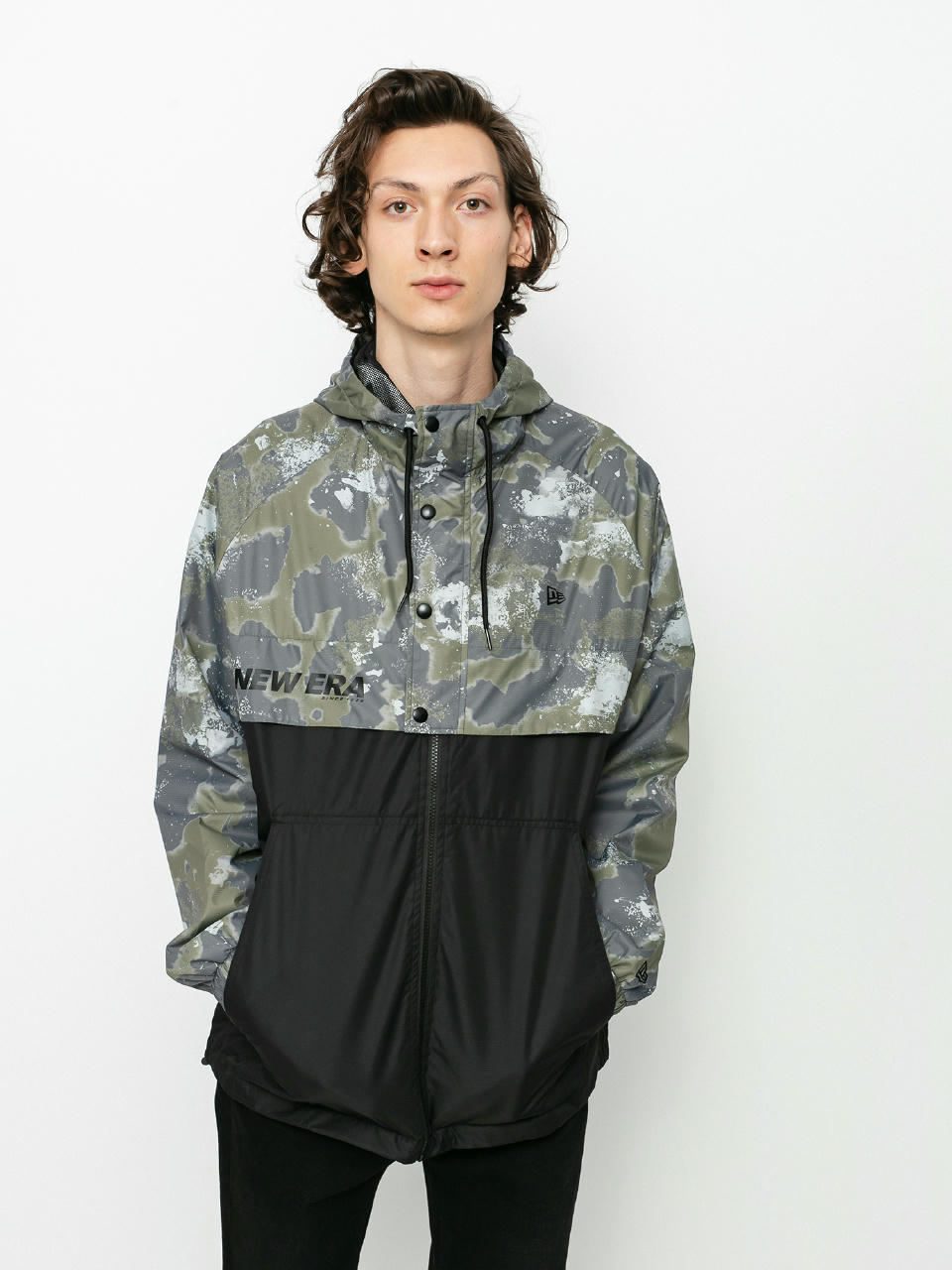 Kurtka New Era Outdoor Utility Windbreaker (open misc)