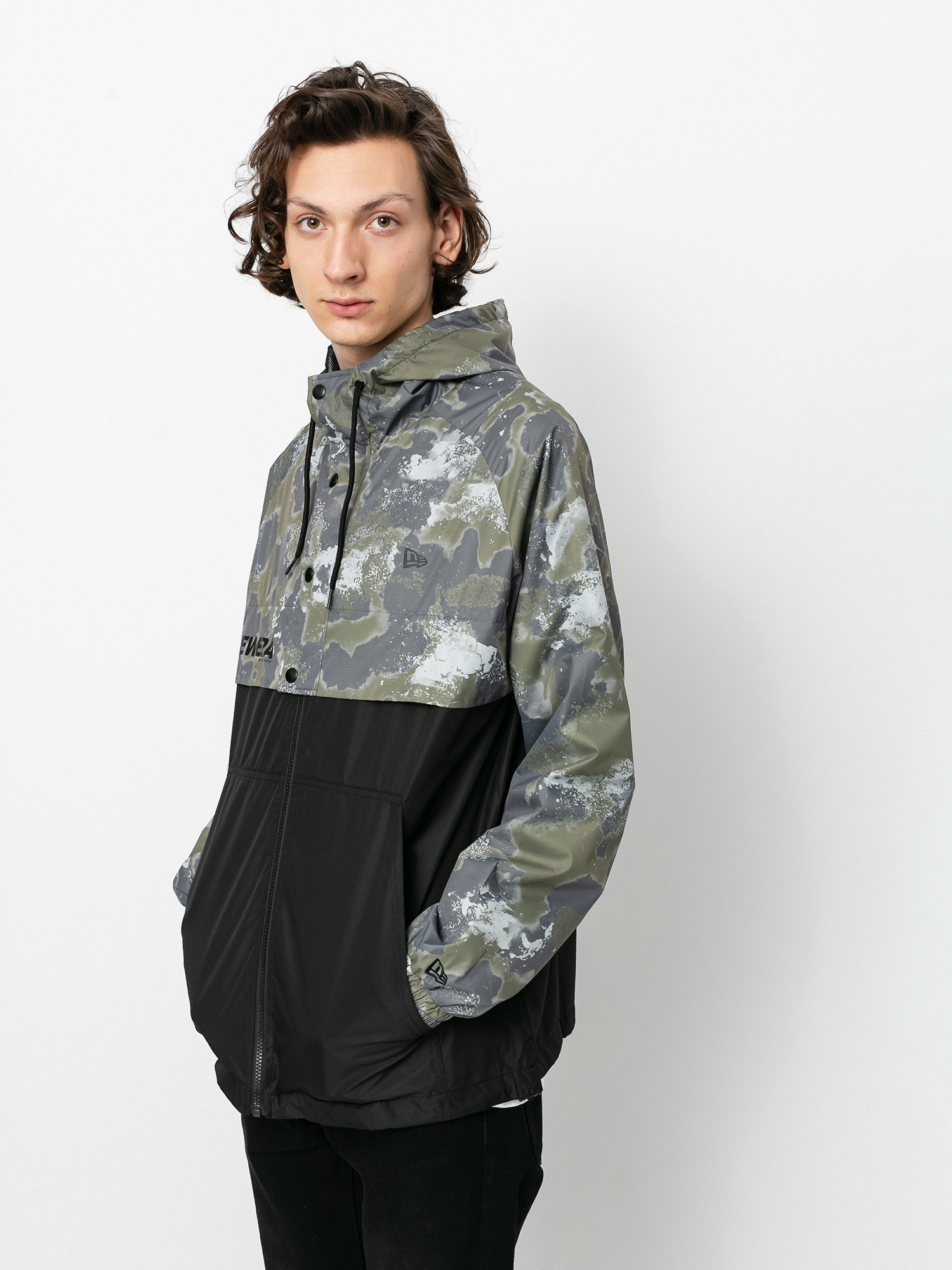 Kurtka New Era Outdoor Utility Windbreaker (open misc)