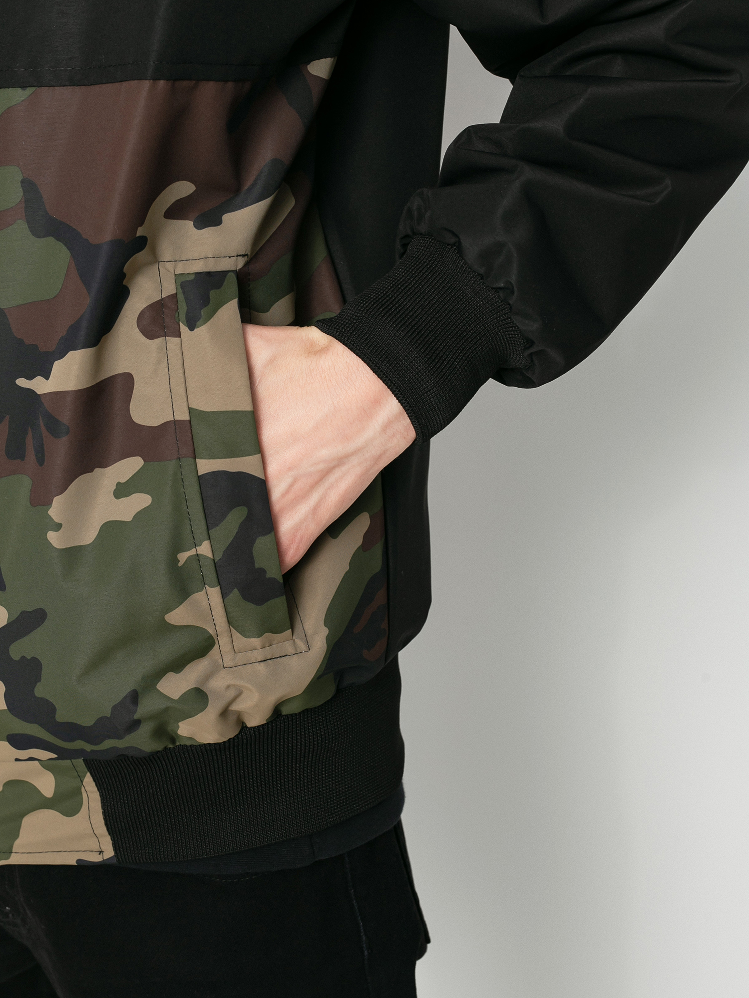 Kurtka Elade Rainforest Summer (black/camo)