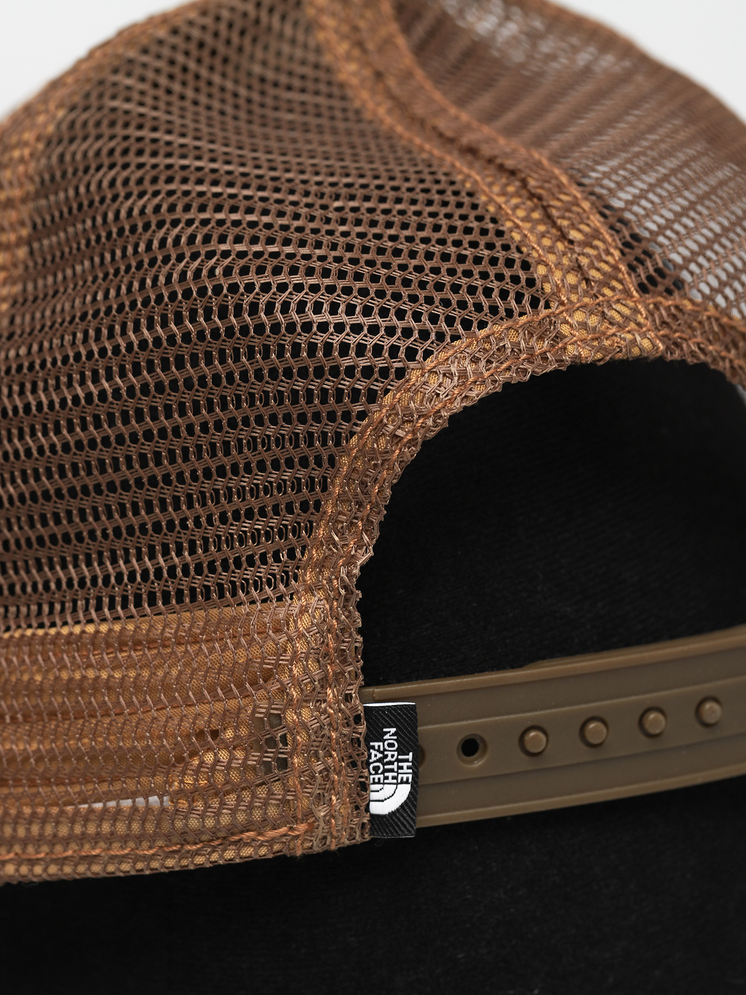 Czapka z daszkiem The North Face Mudder Trucker ZD (utility brown/vintage white)