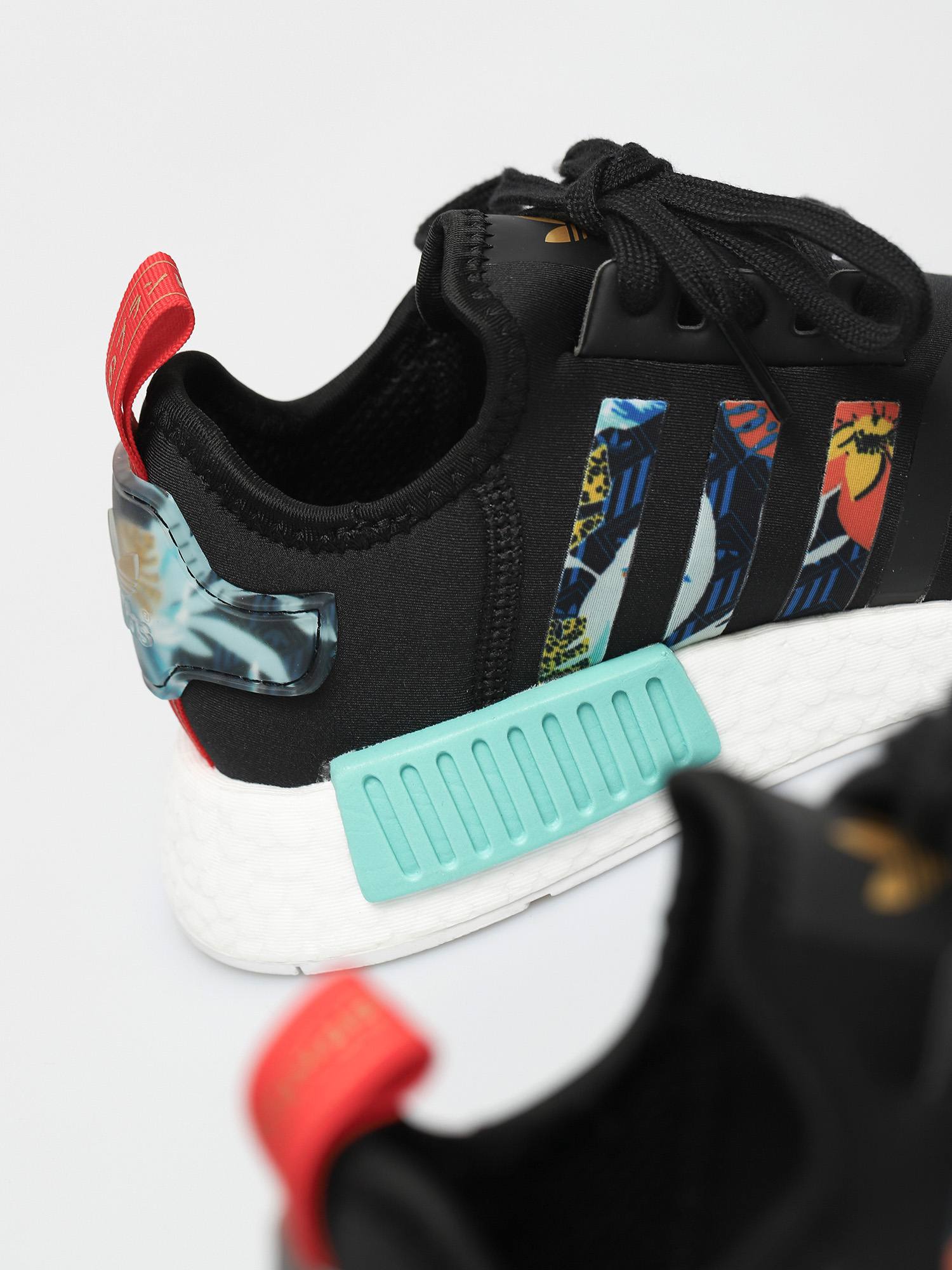 Buty adidas Originals Nmd R1 Wmn (cblack/supcol/acimin)