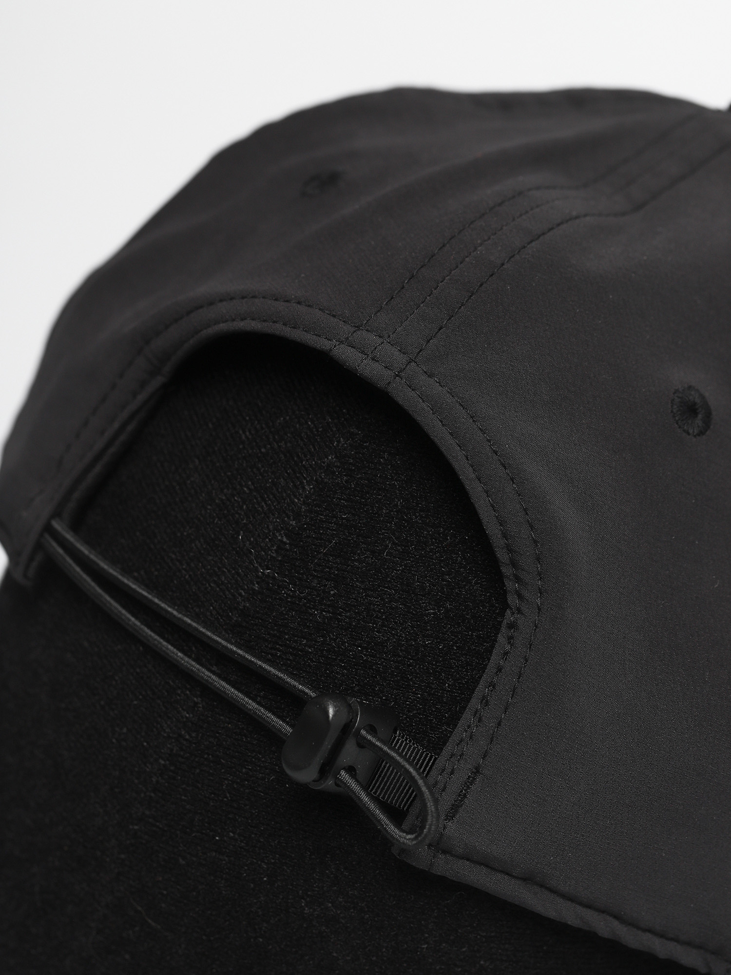 Czapka z daszkiem The North Face Tech Norm ZD (tnf black)