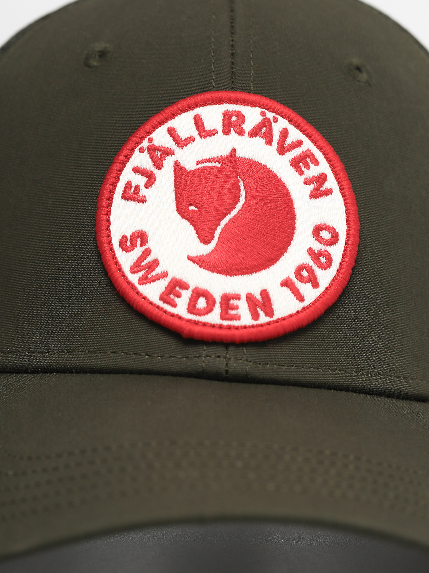 Czapka z daszkiem Fjallraven 1960 Logo Langtradarkeps ZD (deep forest)