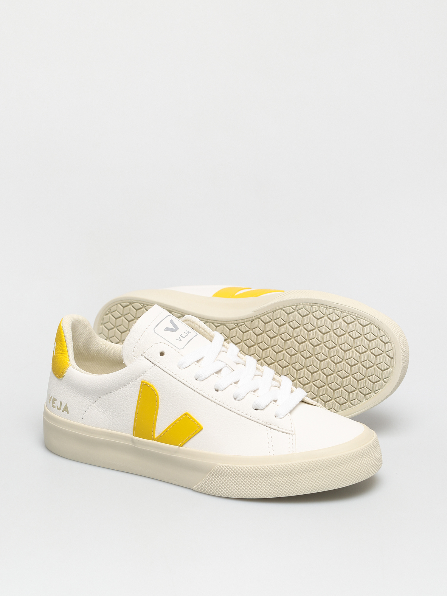 Buty Veja Campo Wmn (chromefree leather extra white tonic)