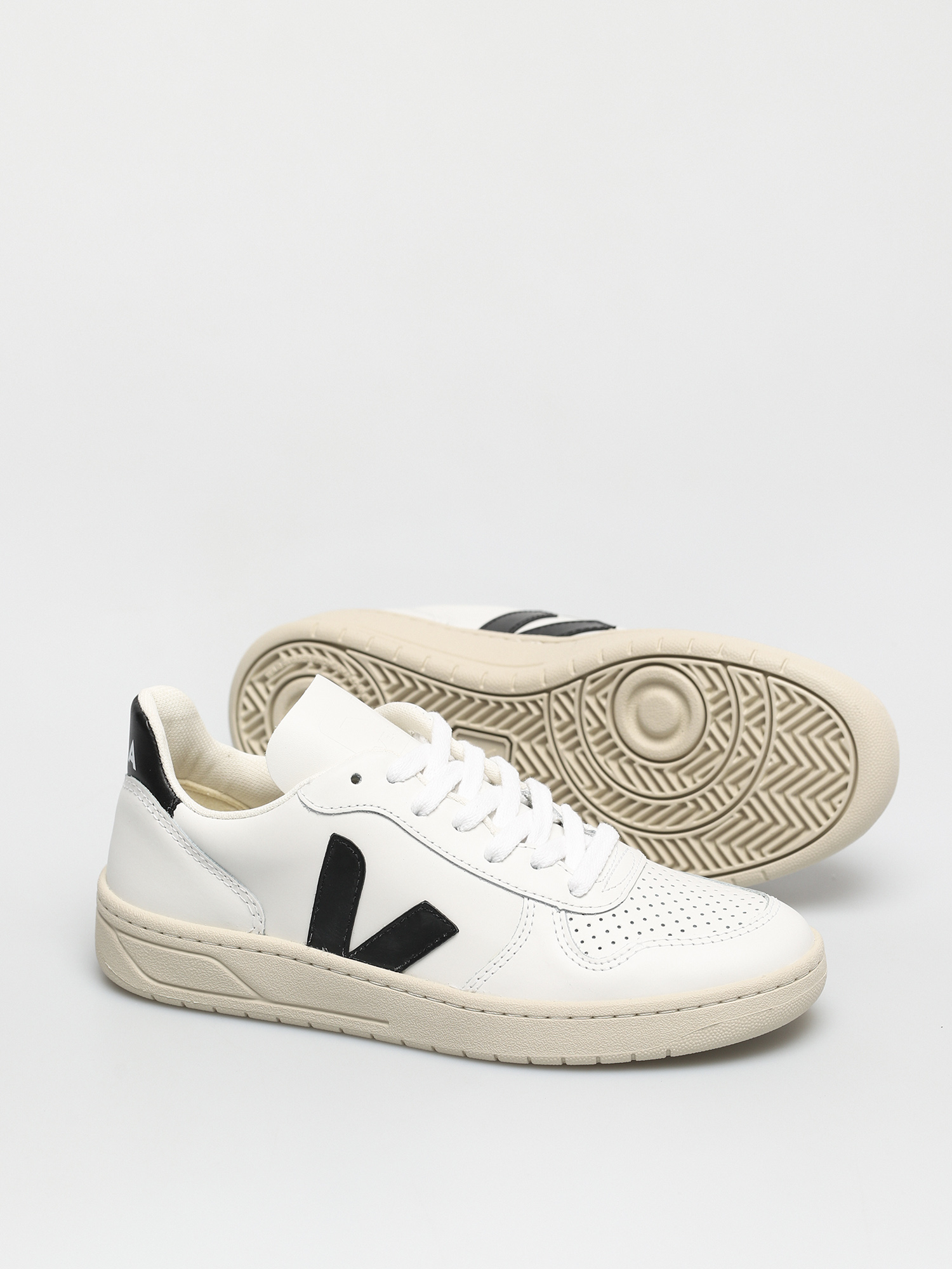 Buty Veja V-10 Wmn (leather extra white black)