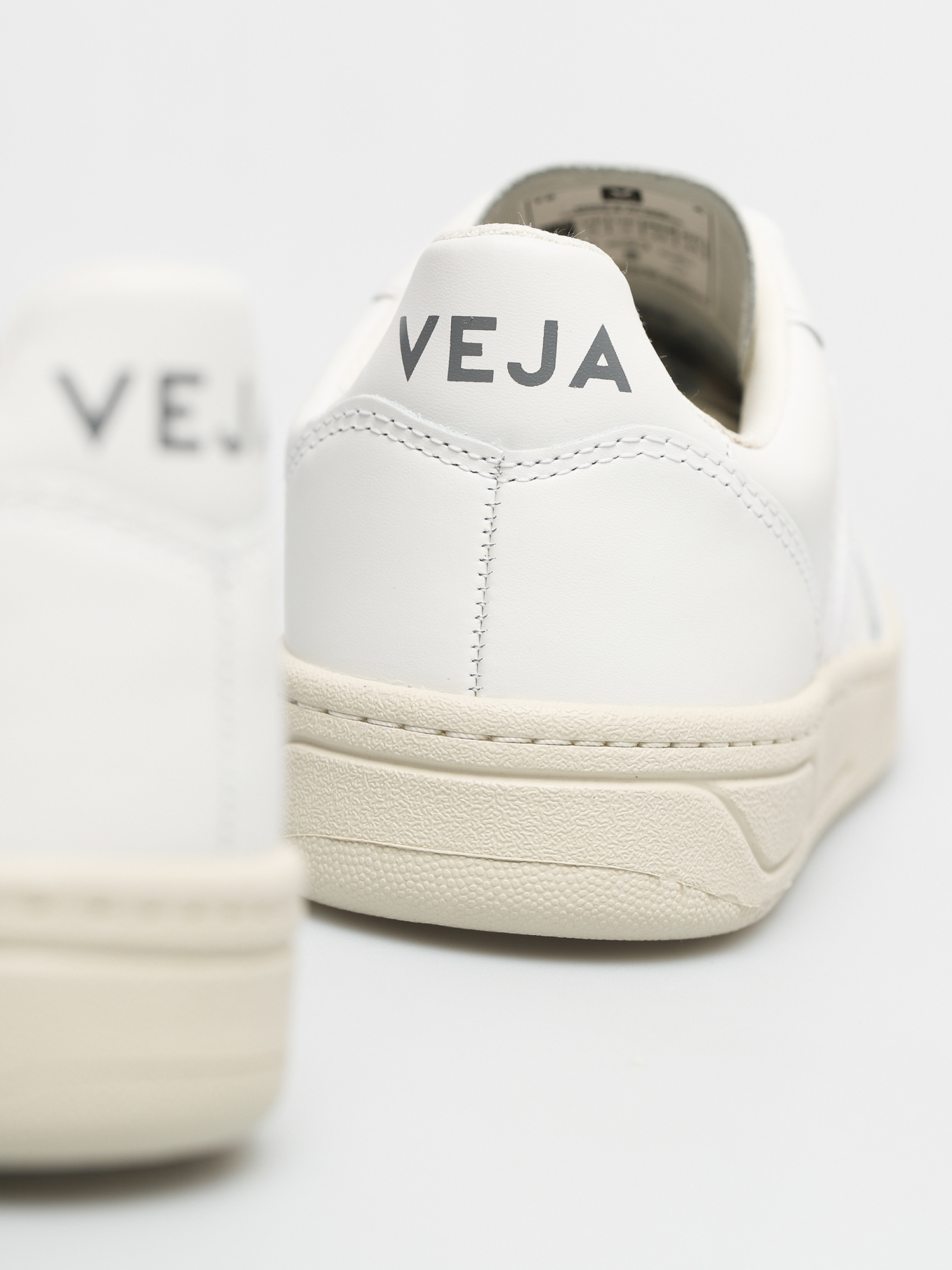 Buty Veja V-10 Wmn (leather extra white)