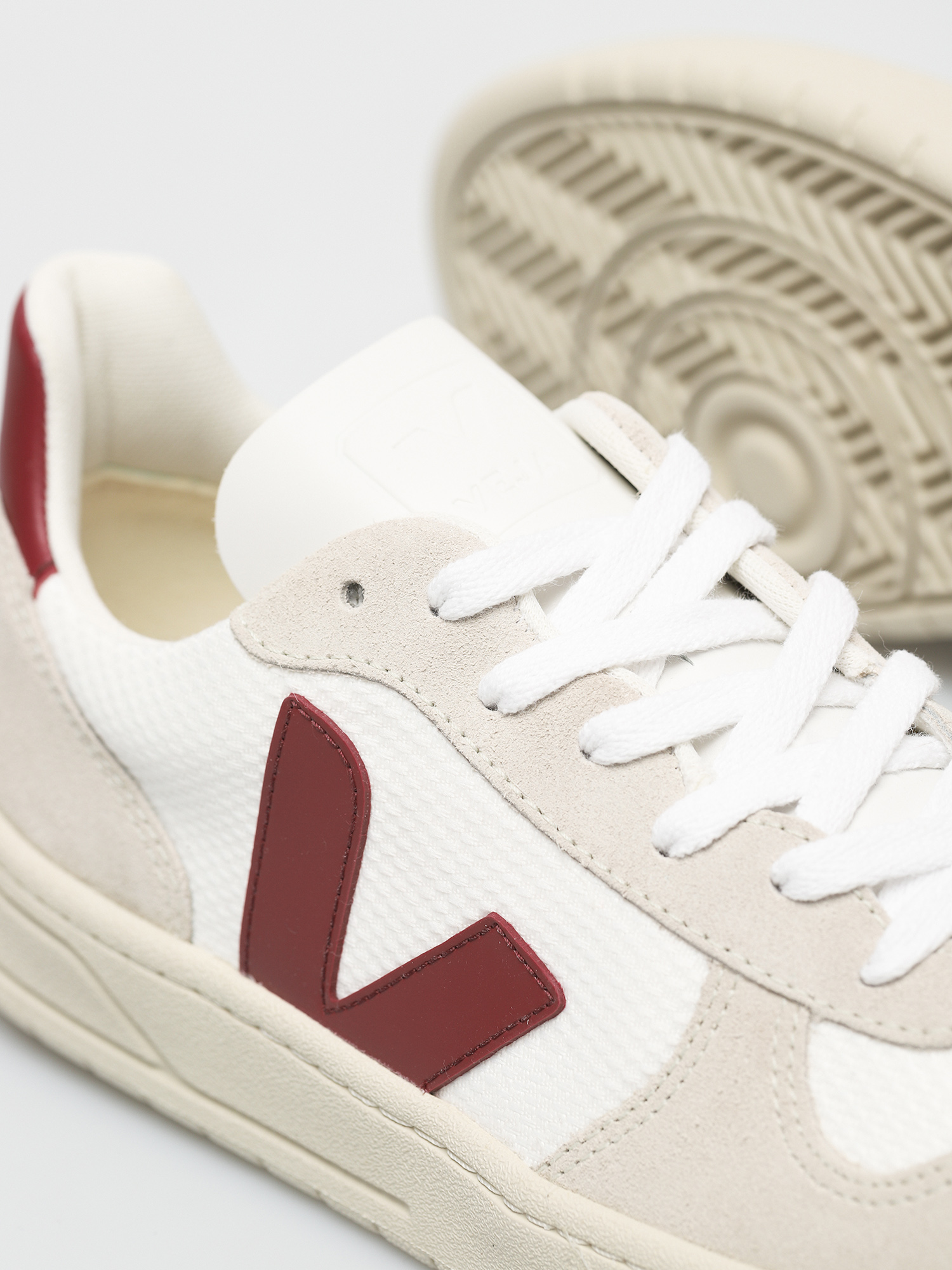 Buty Veja V-10 (b mesh white marsala)