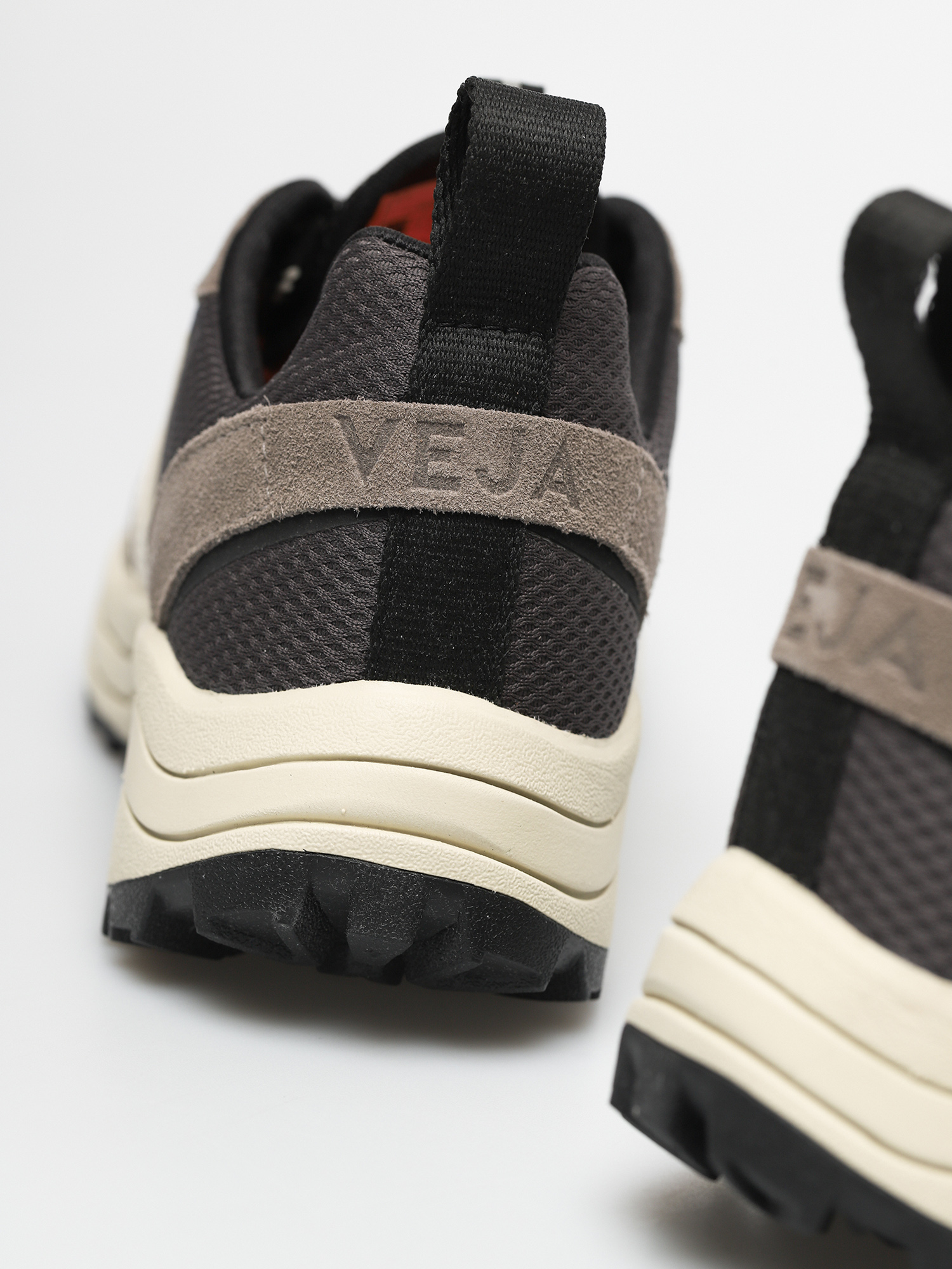 Buty Veja Venturi (alveomesh grafite moonrock)