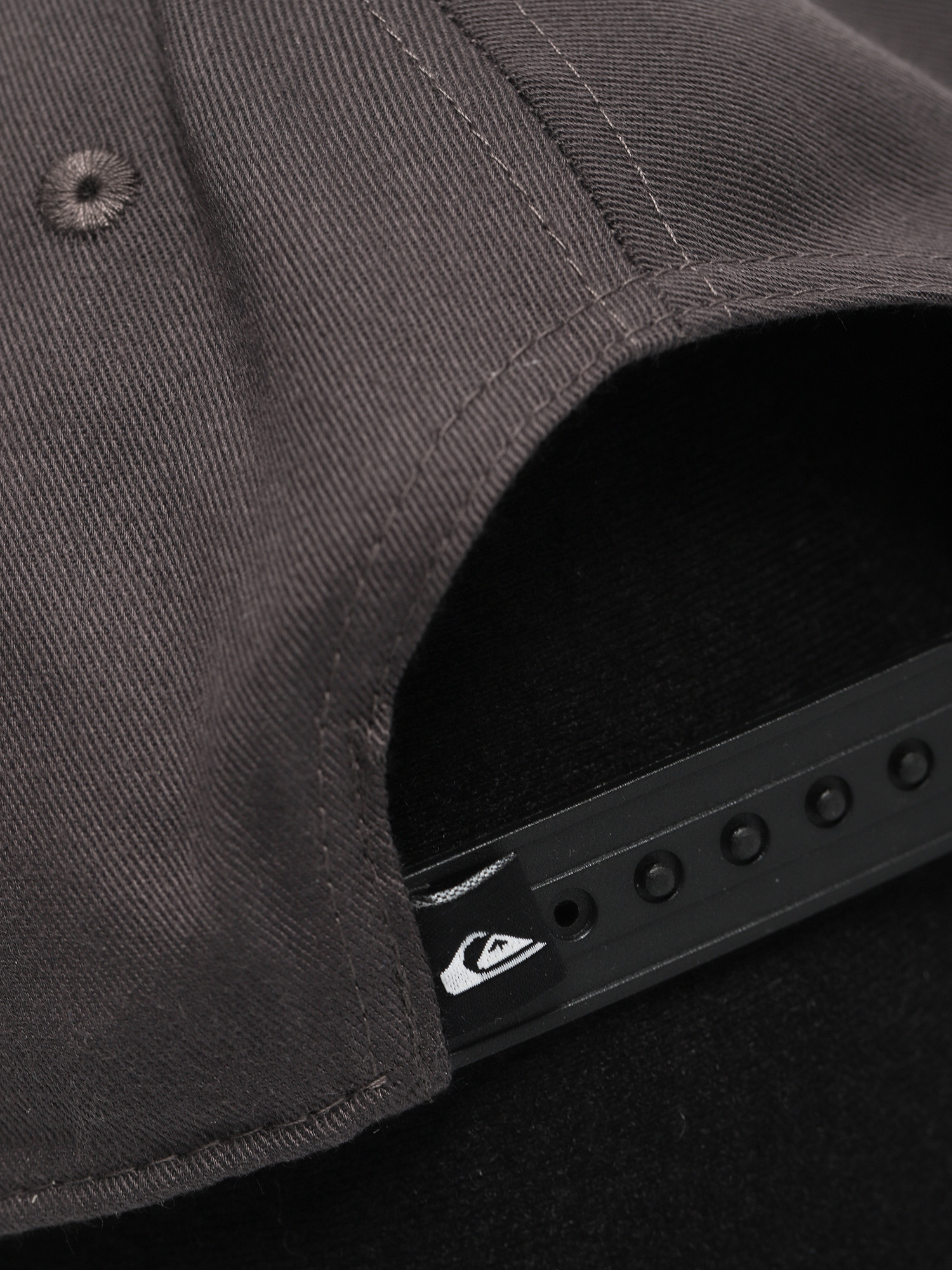 Czapka z daszkiem Quiksilver Decades ZD (tarmac)