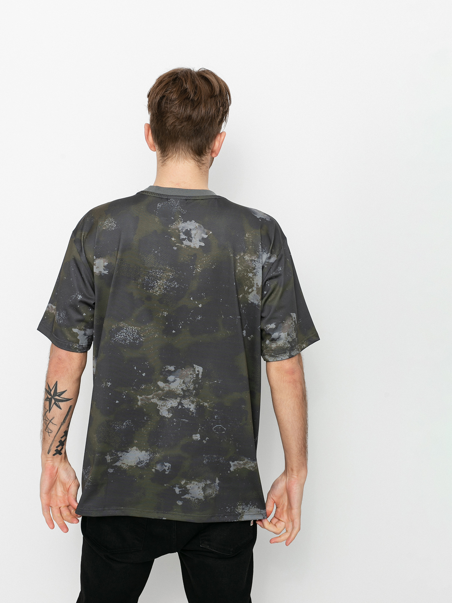 T-shirt New Era Outdoor Utility Oversized (green med)
