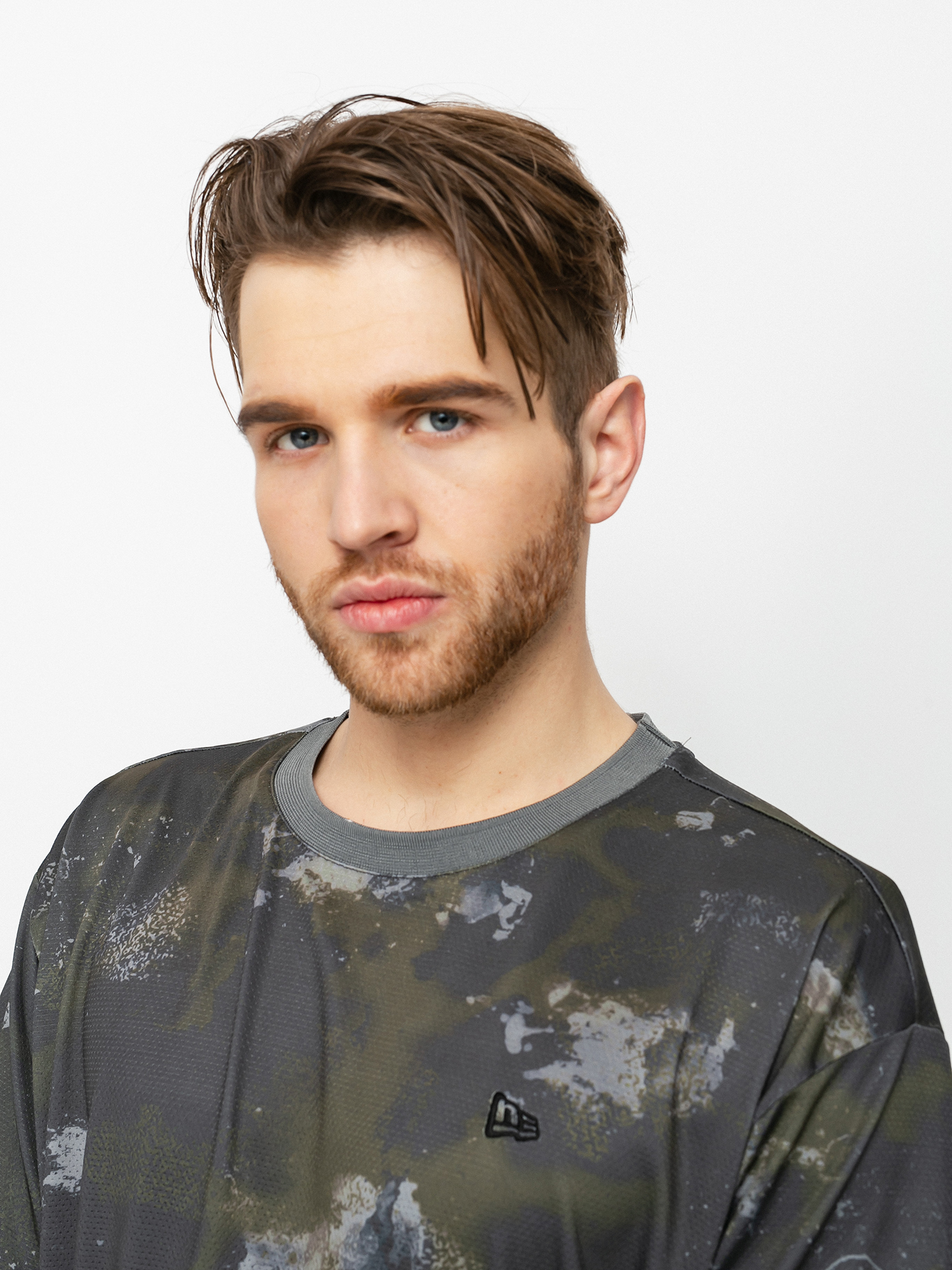 T-shirt New Era Outdoor Utility Oversized (green med)