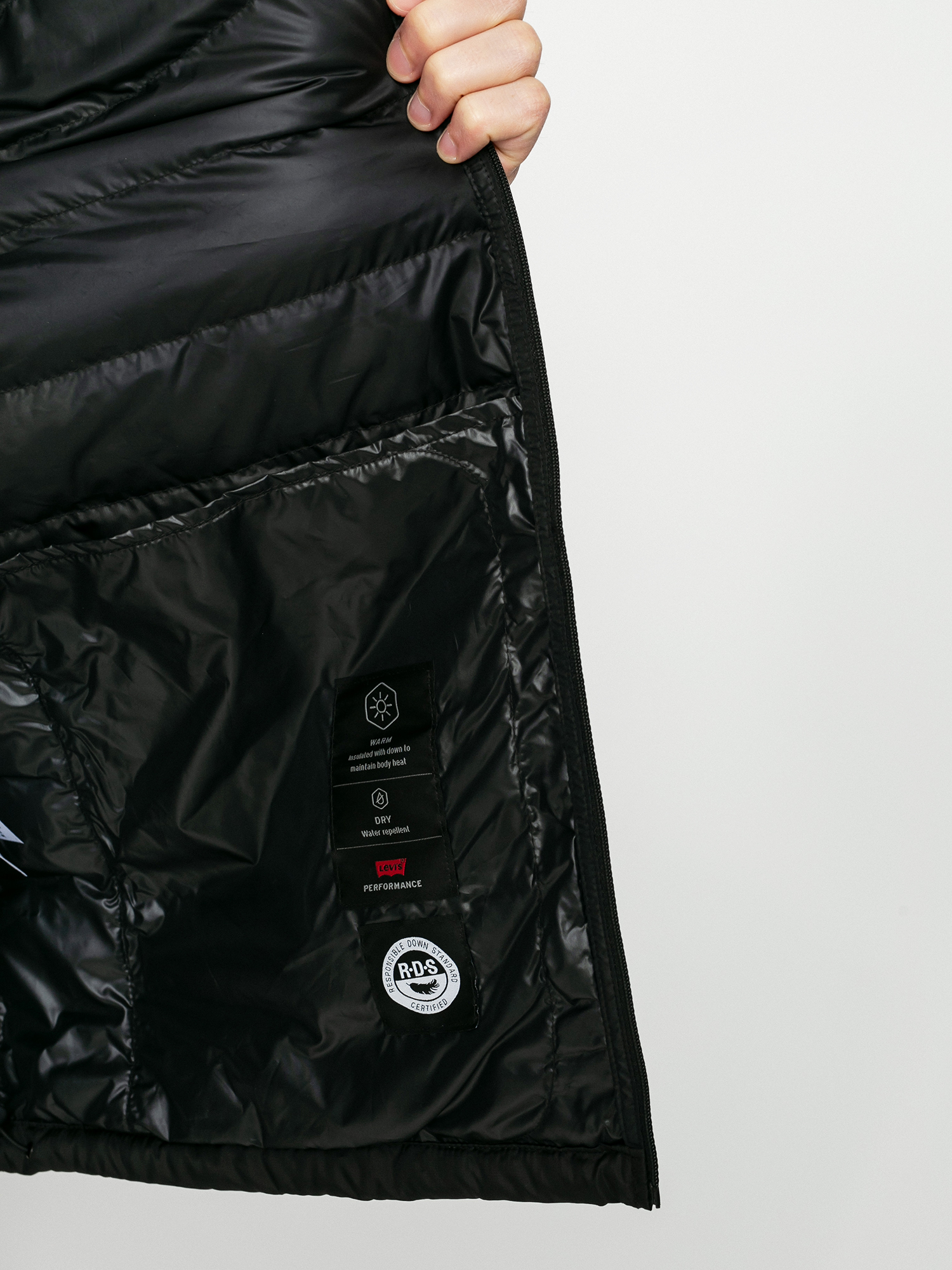 Kurtka Levi's® Presidio Packable (mineral black)