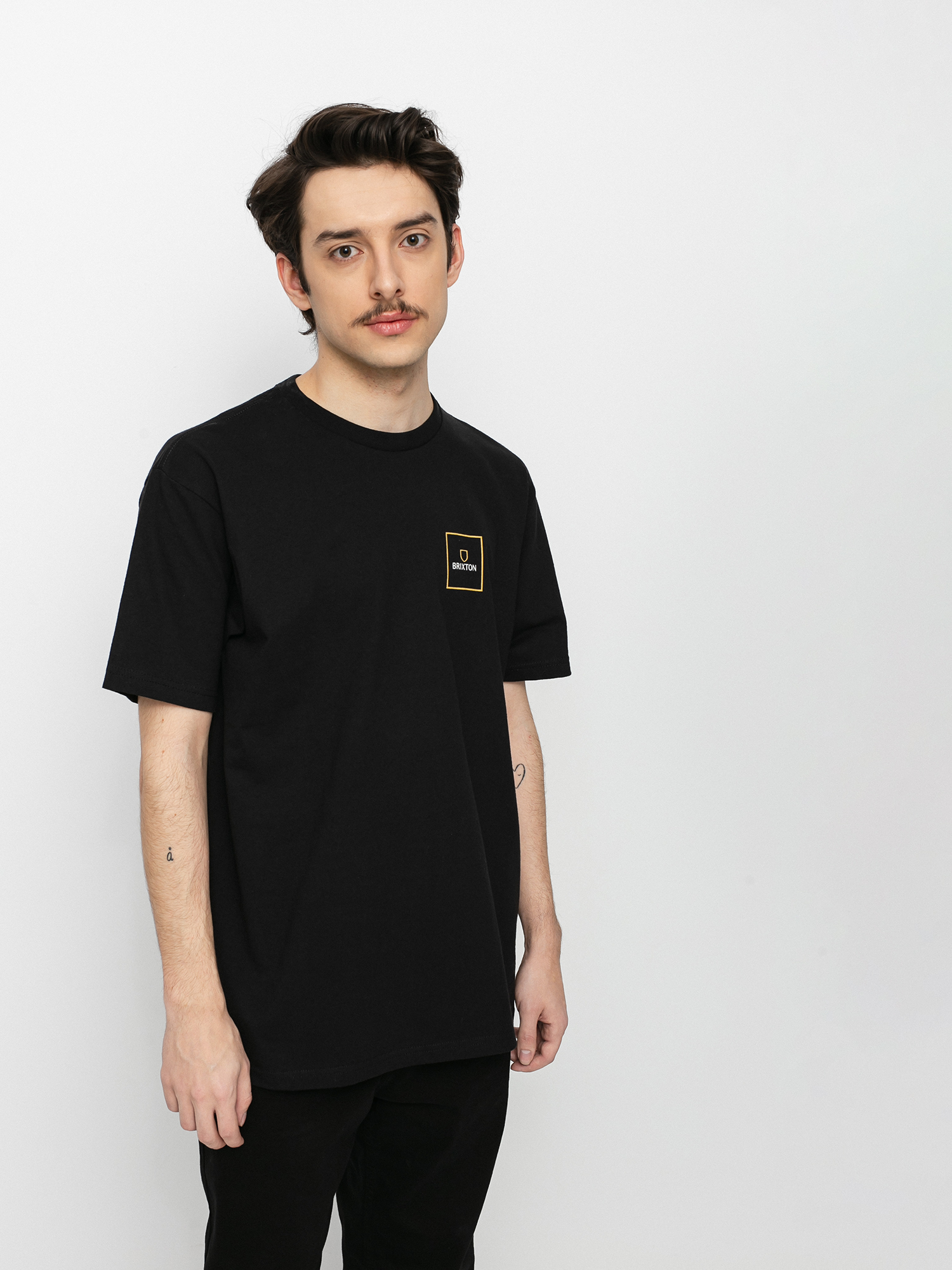 T-shirt Brixton Alpha Square Stt (black/lemon curry)