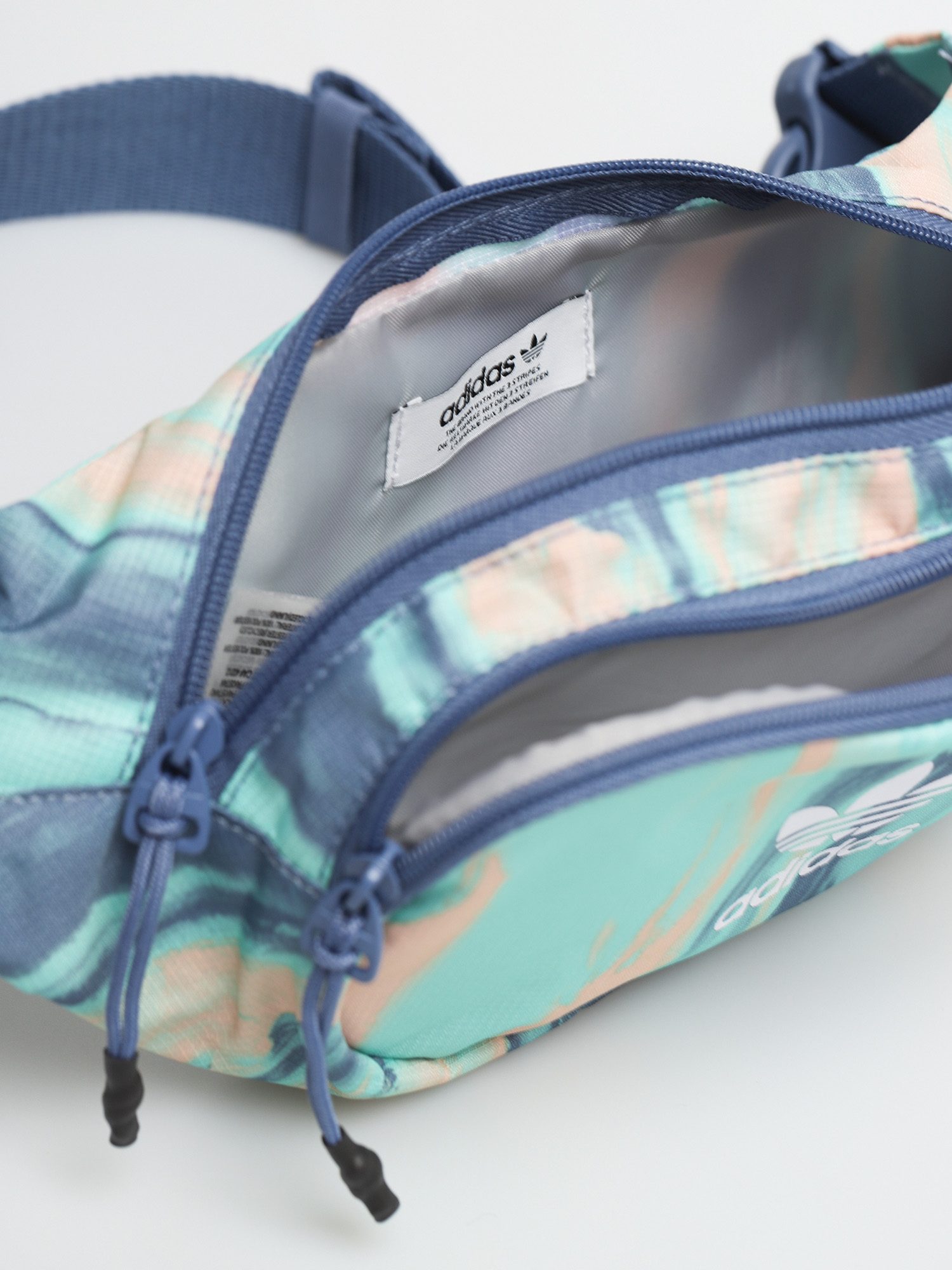 Nerka adidas Originals Ryv Waistbag (vappnk/creblu/white)