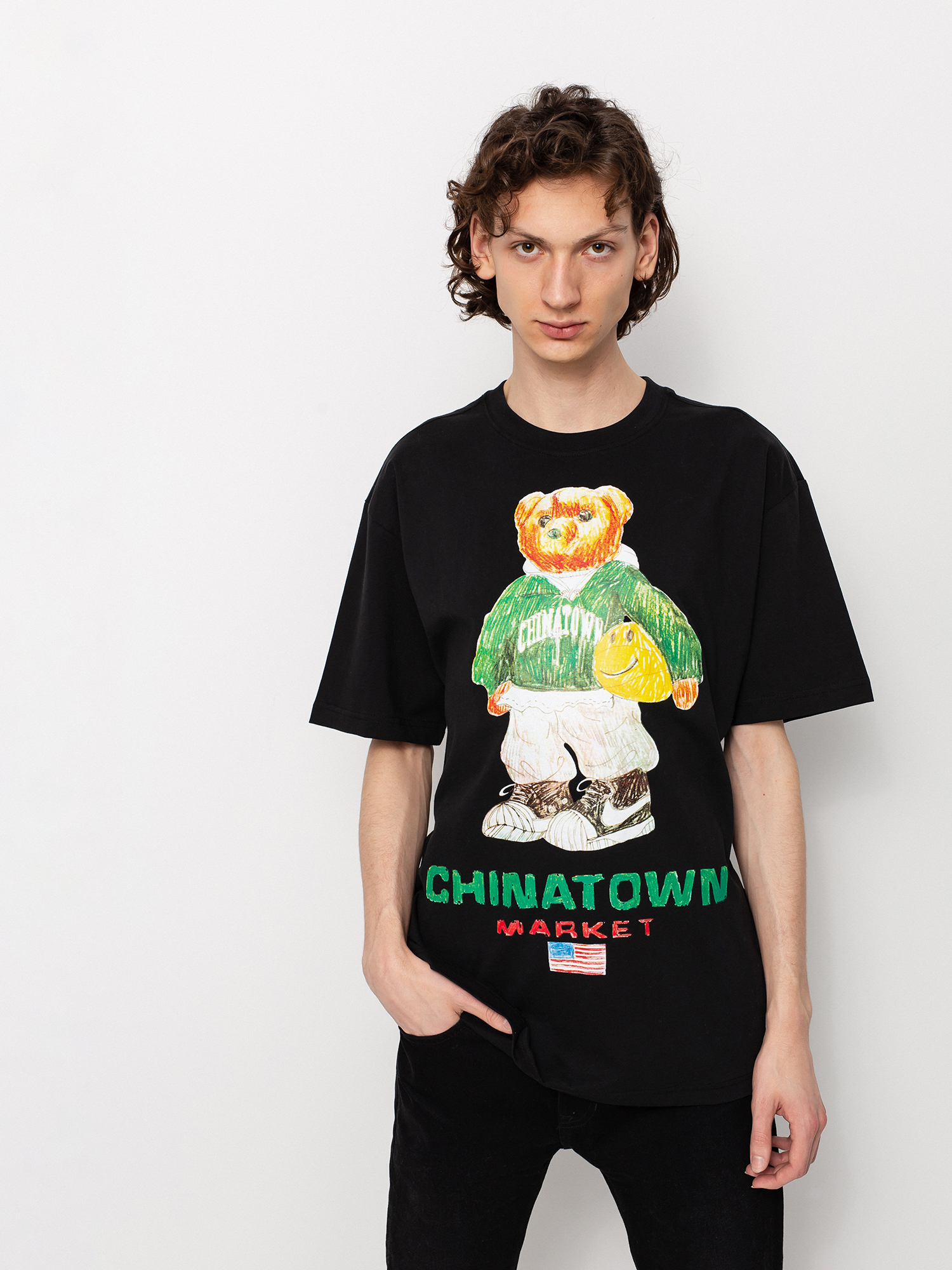 T-shirt Chinatown Market Smiley Sketch Basketball Bear (black)