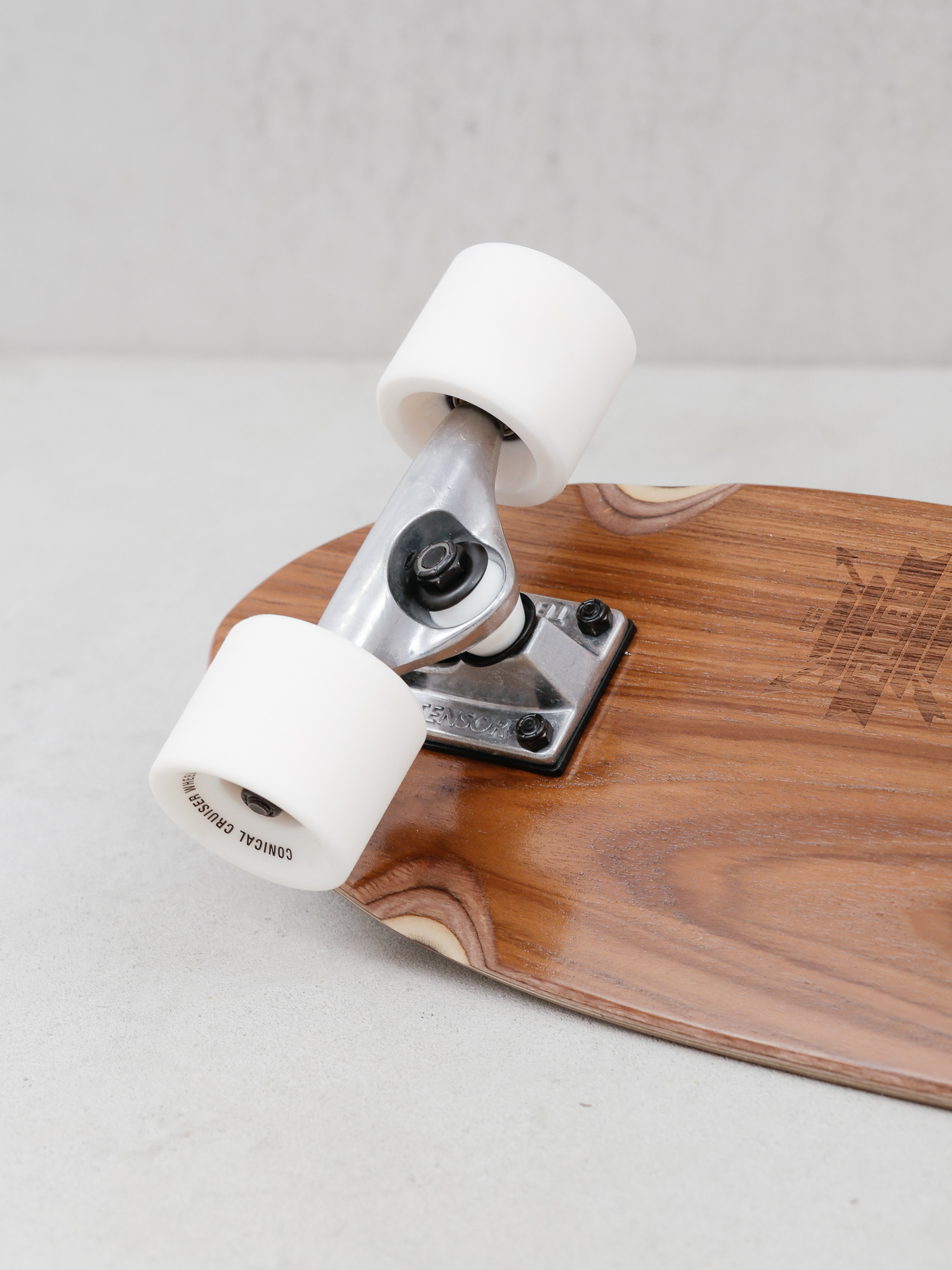 Deskorolka cruiser Globe Blazer (teak/monstera)