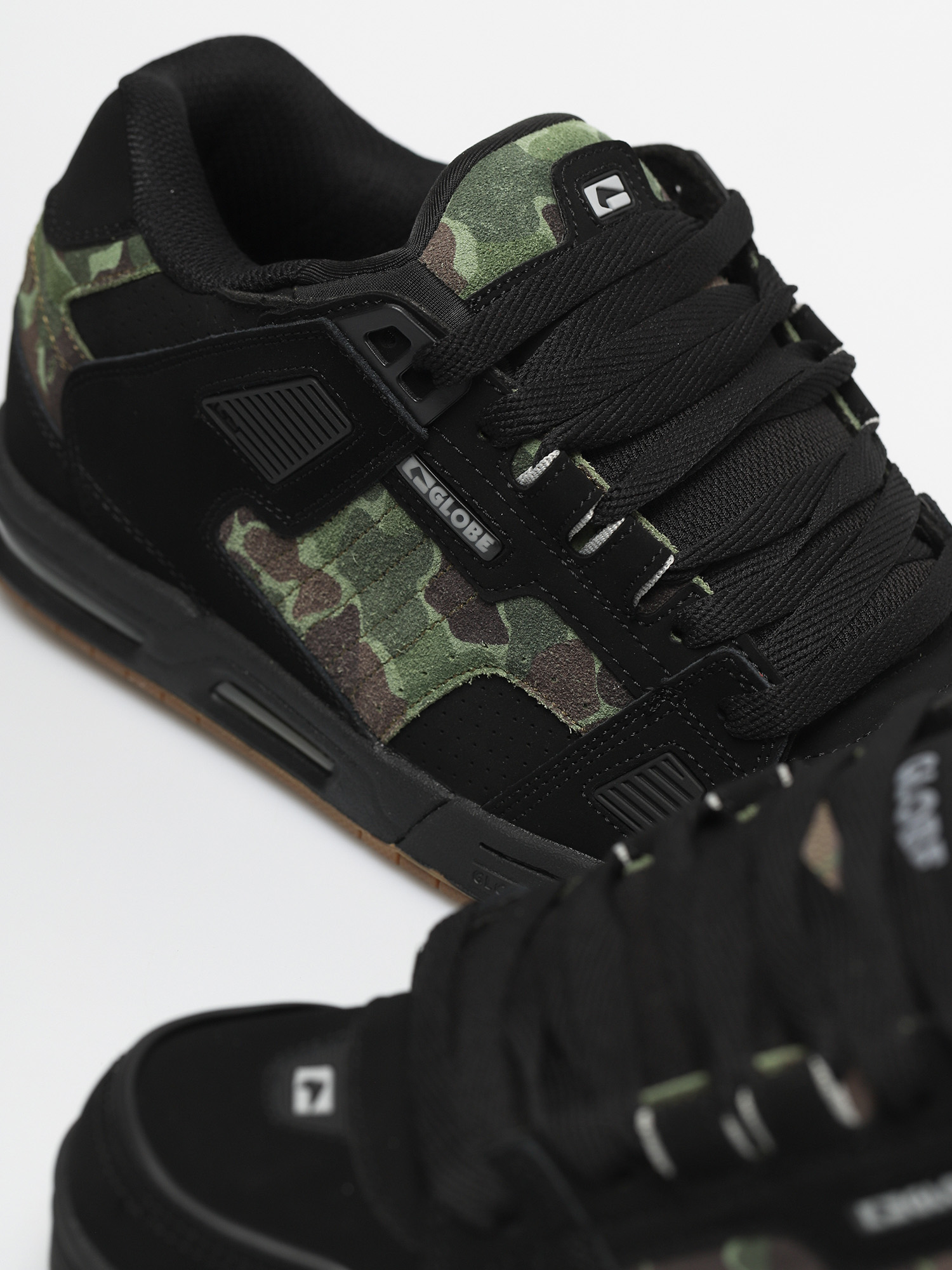 Buty Globe Sabre (black/camo)