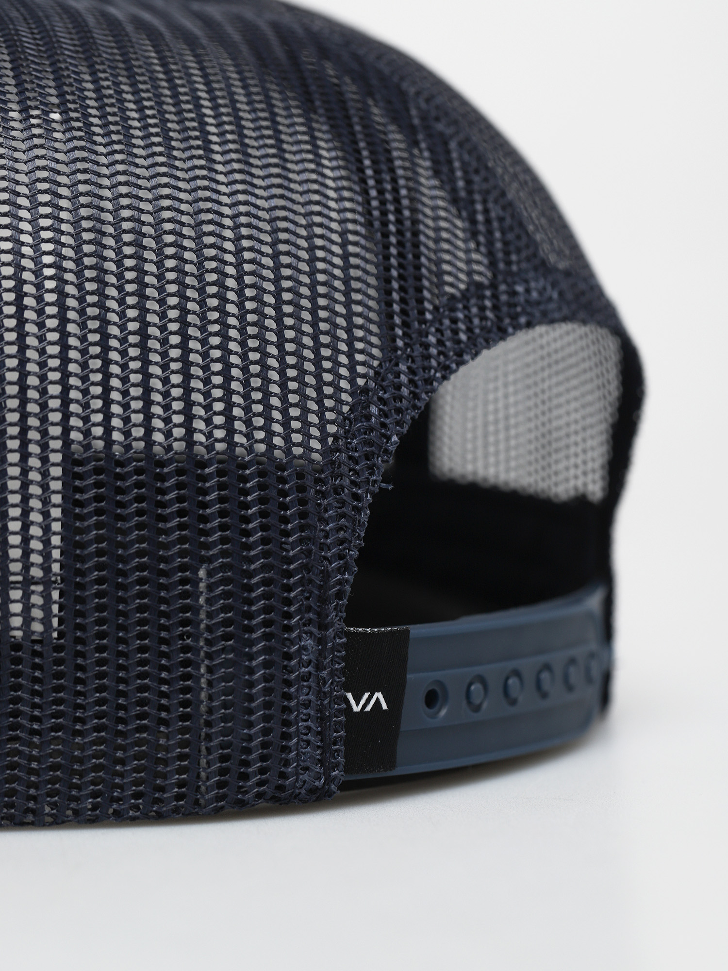 Czapka z daszkiem RVCA Engine Trucker ZD (light blue)