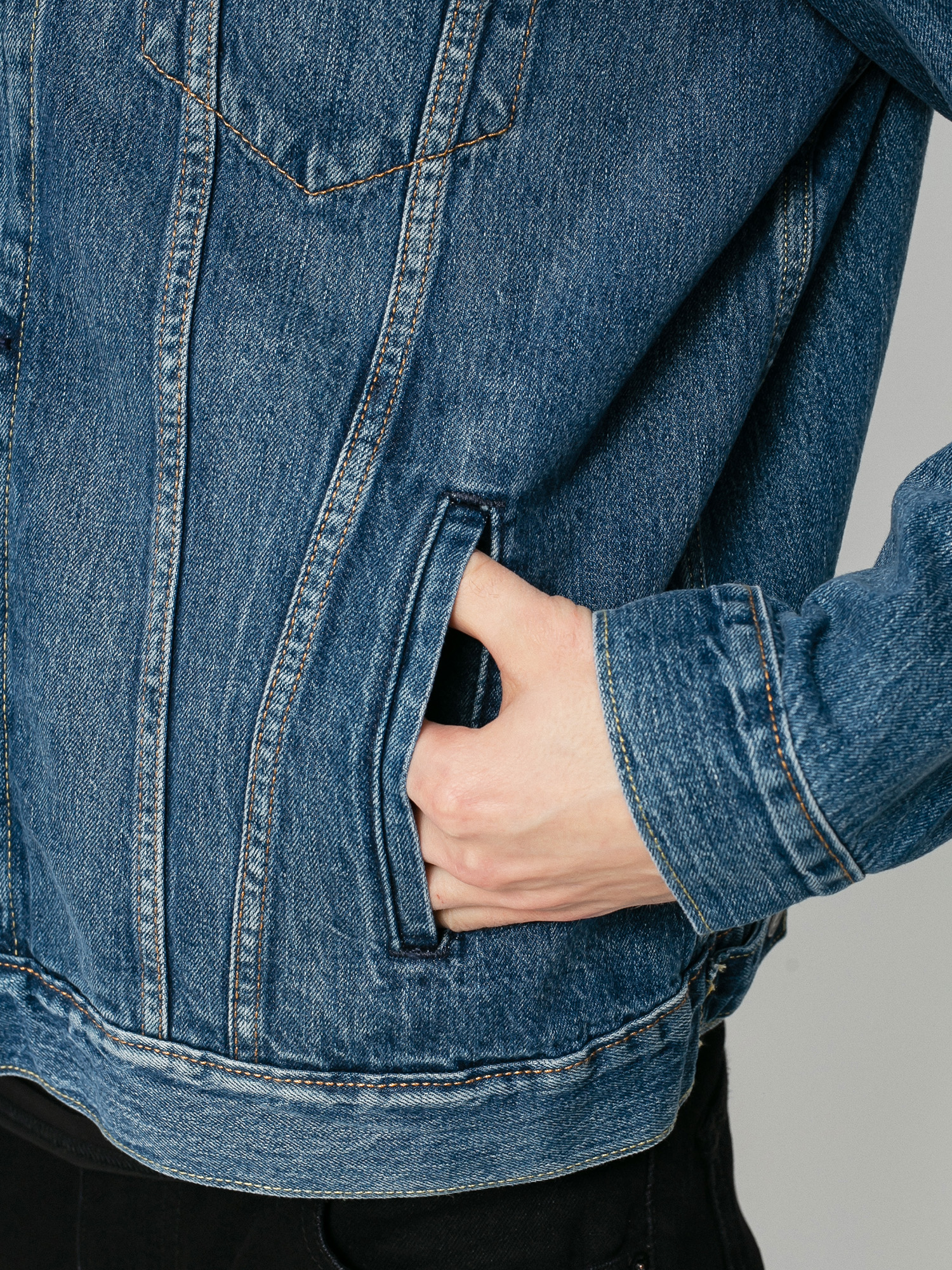 Kurtka Levi's® The Trucker (mayze)