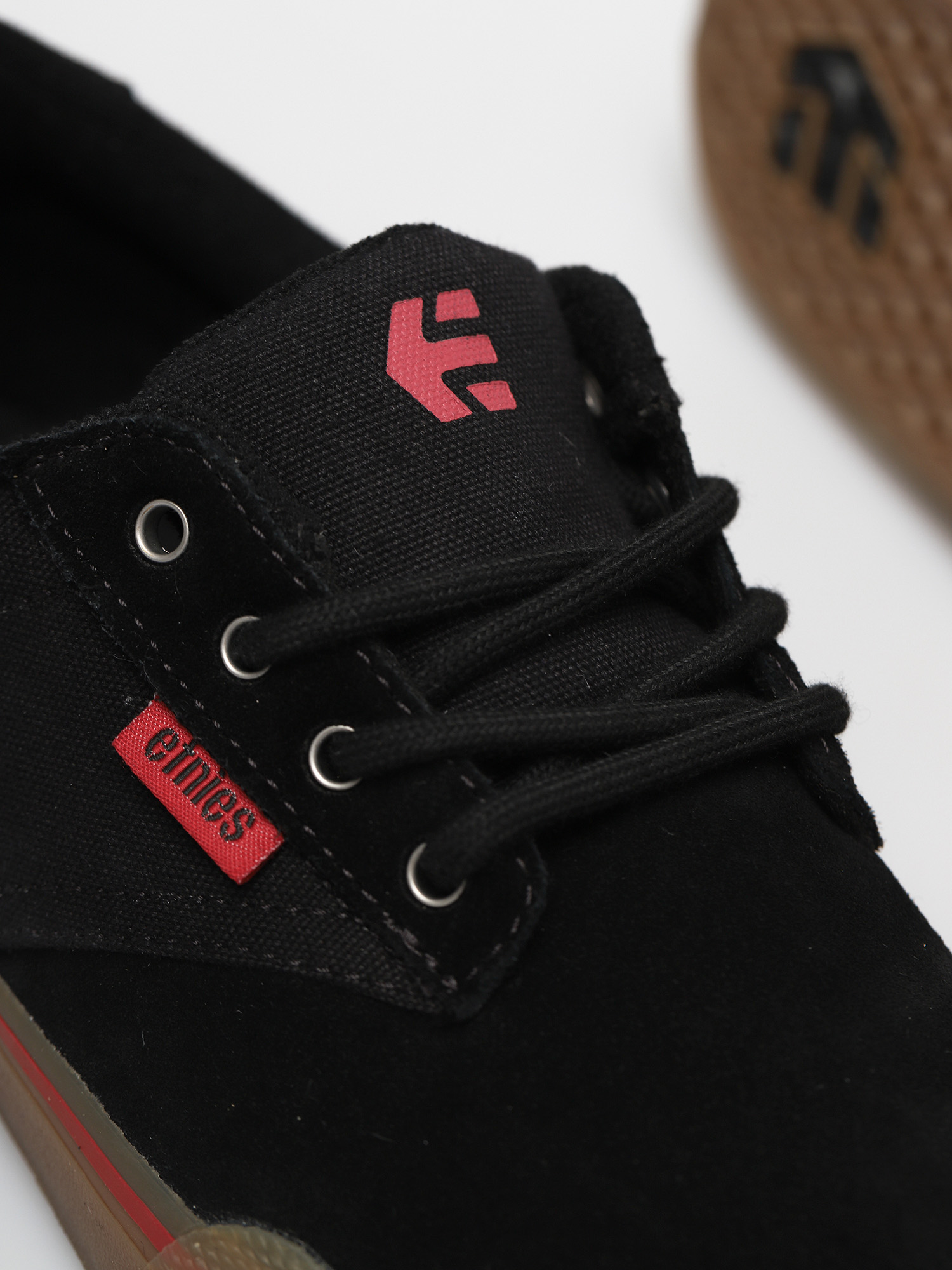 Buty Etnies Jameson Vulc (black/red/gum)