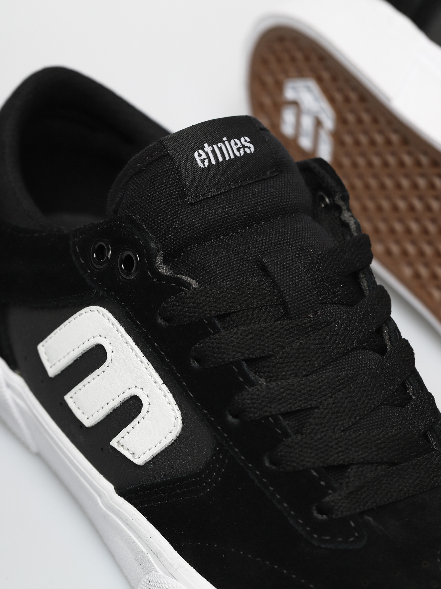 Buty Etnies Windrow Vulc (black/white/gum)