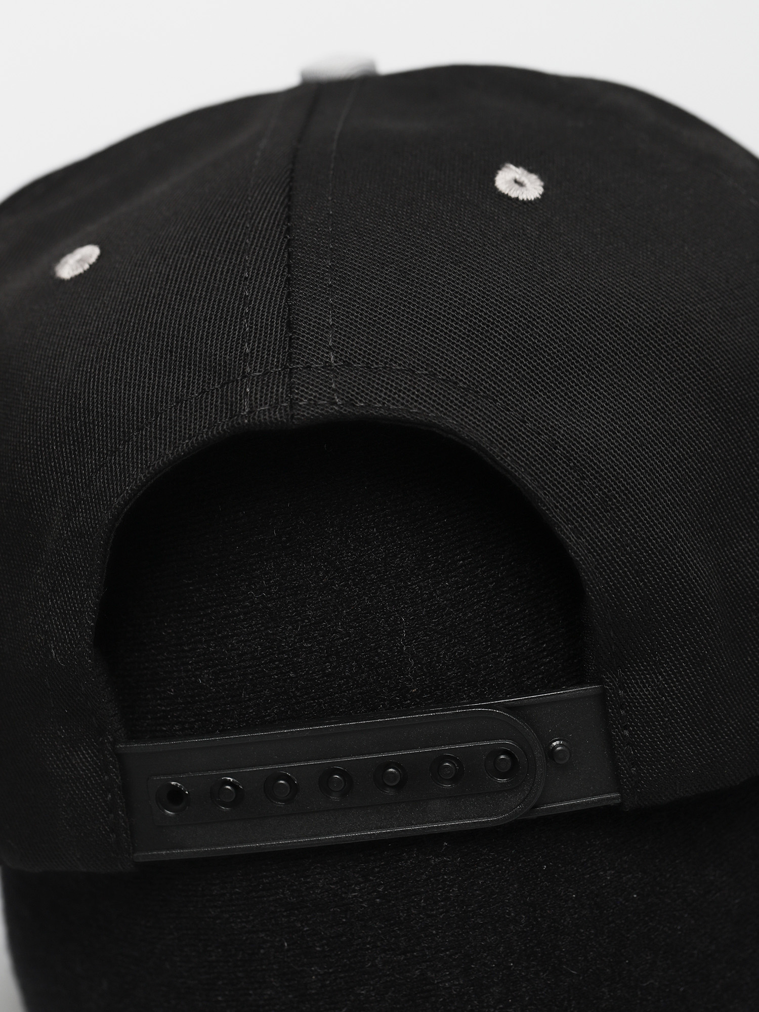 Czapka z daszkiem eS Main Block Snapback ZD (black/chrome)