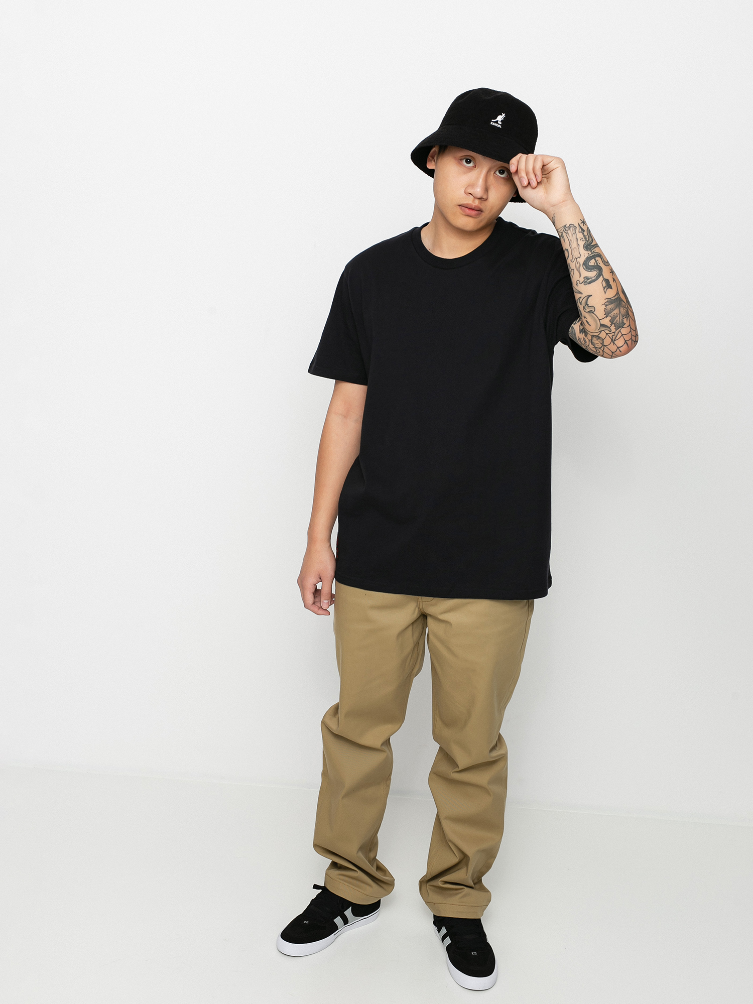 T-shirt Globe Dion Agius Tasi (black)
