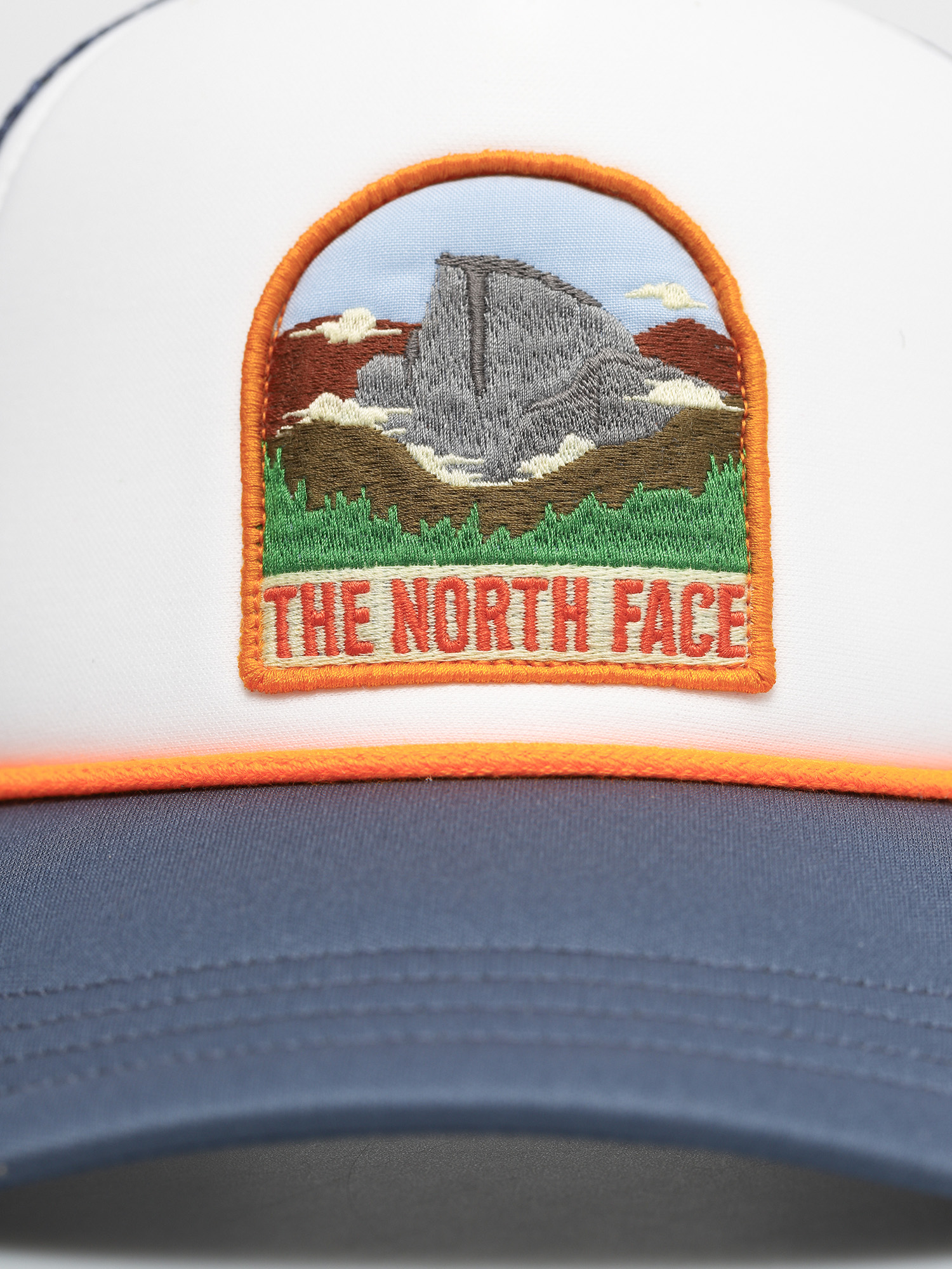 Czapka z daszkiem The North Face Valley Trucker ZD (vintage indigo/vintage white)