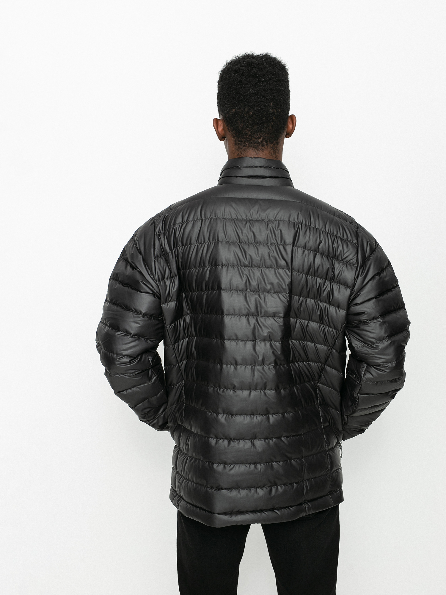 Kurtka Patagonia Down Sweater (black)