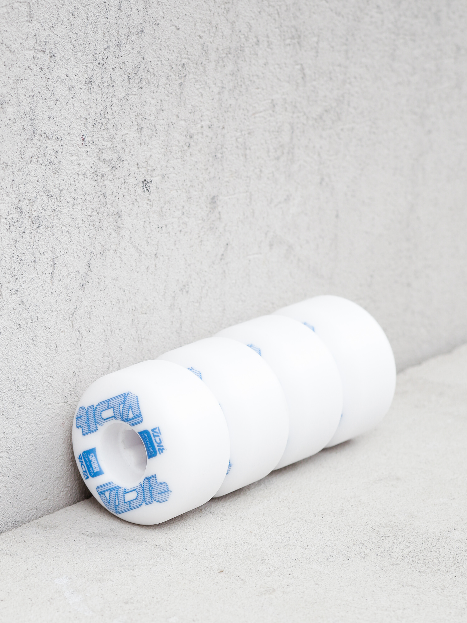 Kółka Ricta Framework Sparx 99a (white/blue)